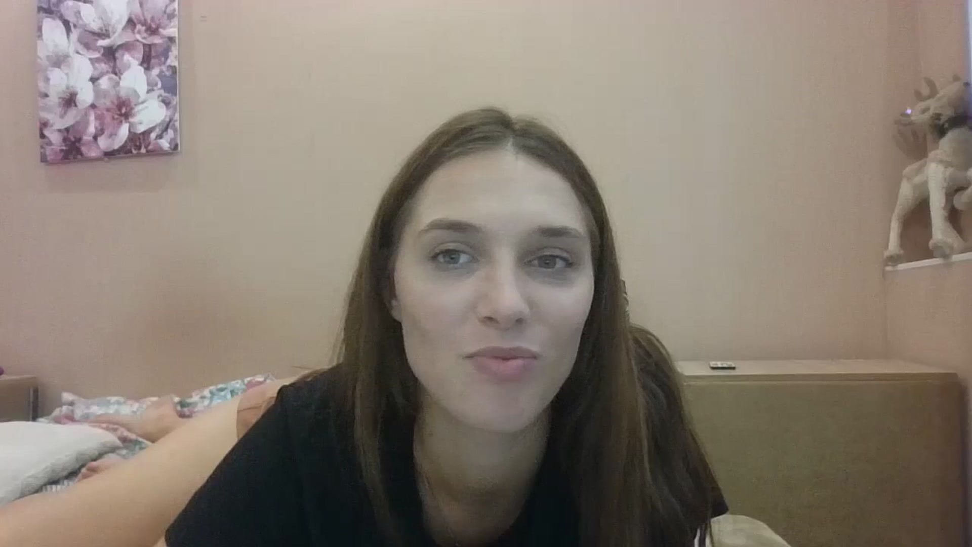 Gallery image thumbnail from HaleyReed's myfreecams stream on, 08/16/2024, 14:07 image 2 of 20
