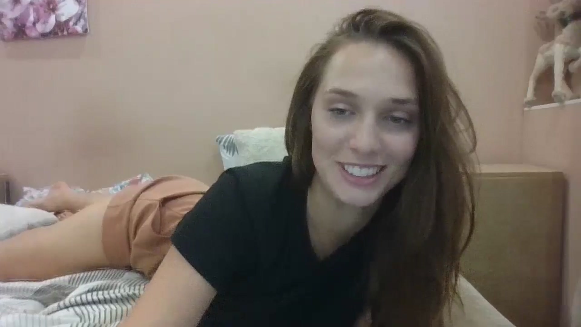 Gallery image thumbnail from HaleyReed's myfreecams stream on, 08/16/2024, 14:07 image 9 of 20