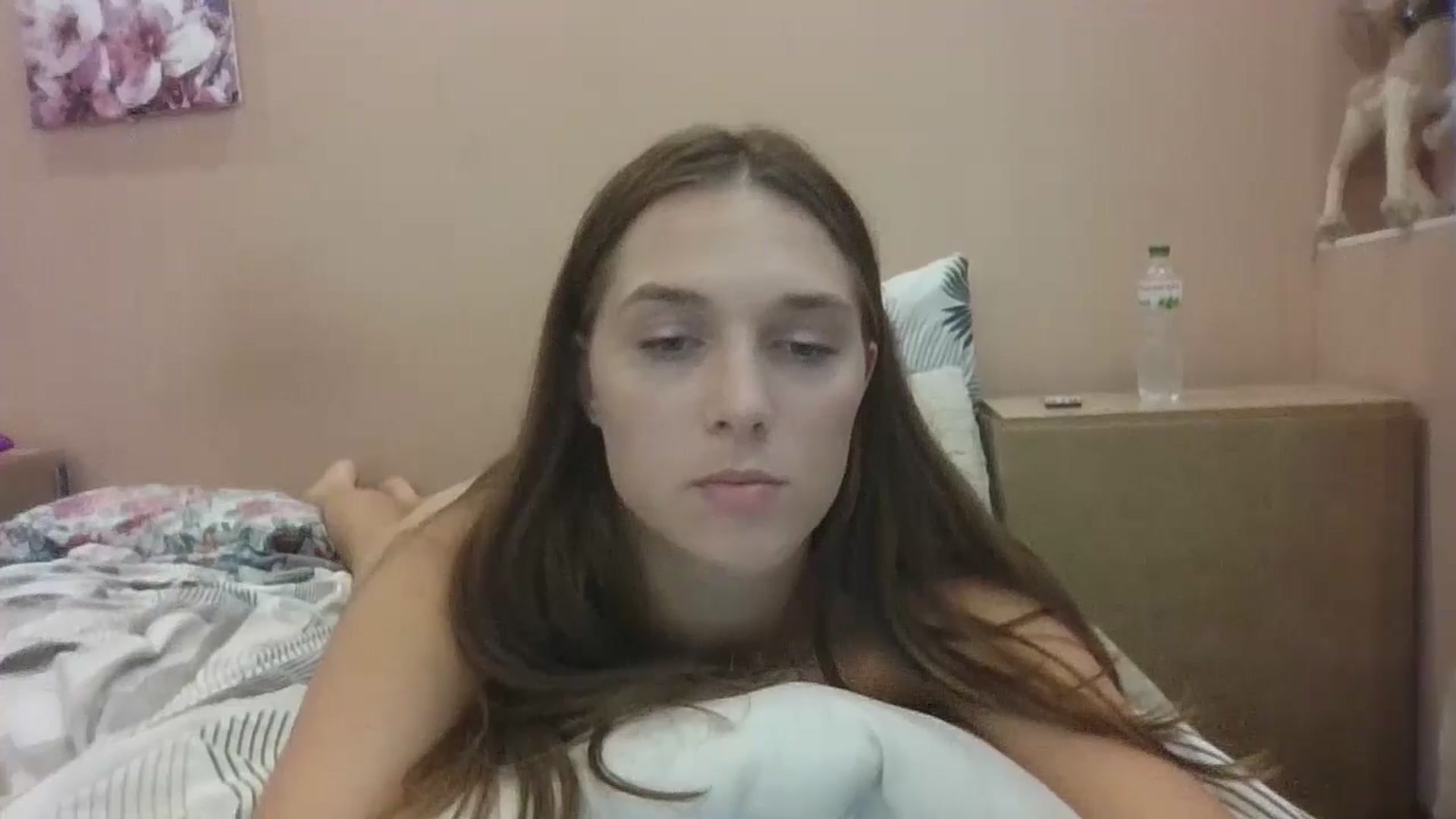 Gallery image thumbnail from HaleyReed's myfreecams stream on, 08/16/2024, 15:25 image 14 of 20