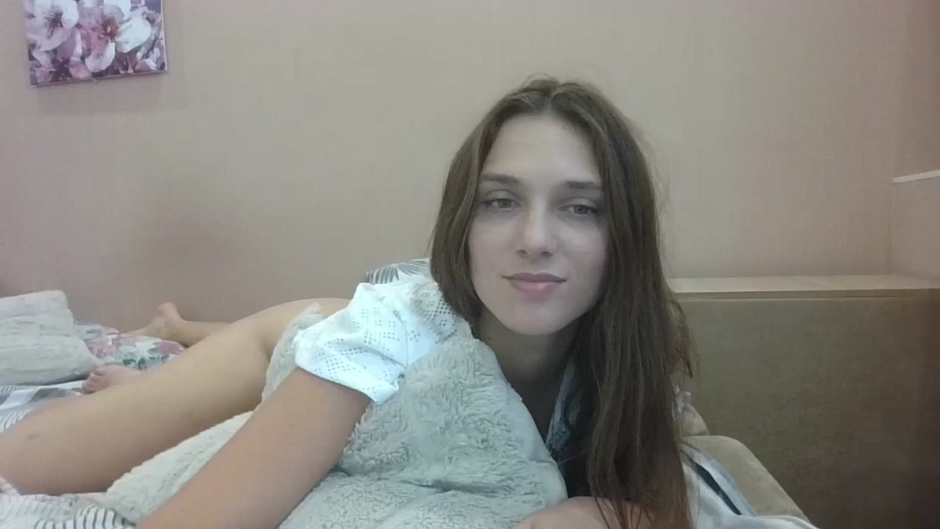 Gallery image thumbnail from HaleyReed's myfreecams stream on, 08/17/2024, 10:15 image 15 of 20