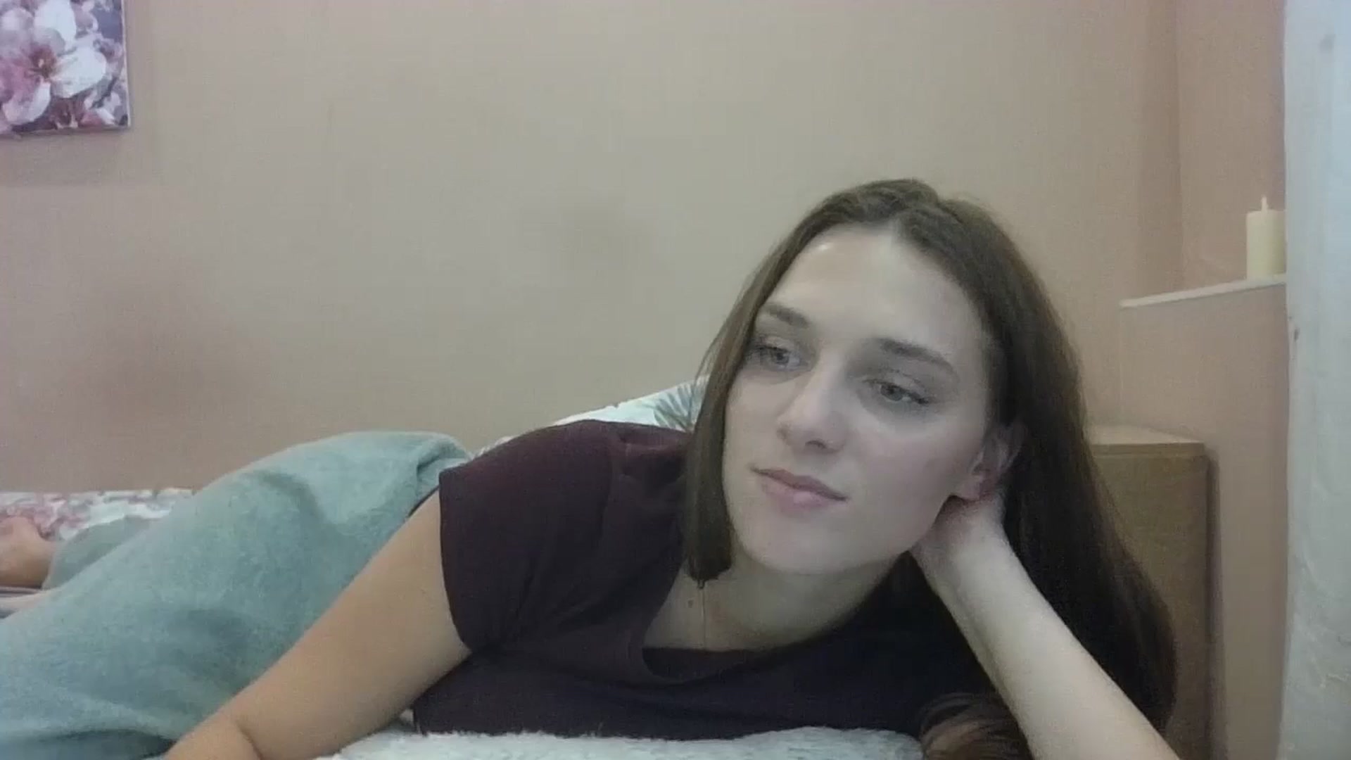 Gallery image thumbnail from HaleyReed's myfreecams stream on, 08/17/2024, 12:09 image 9 of 20