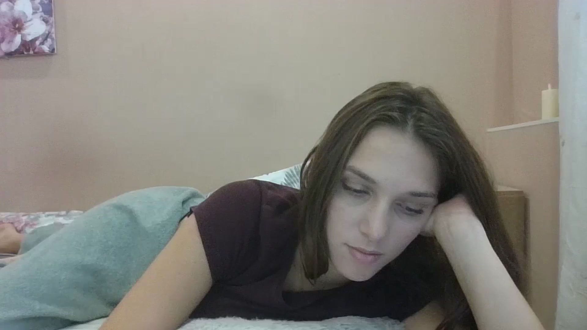 Gallery image thumbnail from HaleyReed's myfreecams stream on, 08/17/2024, 12:09 image 10 of 20