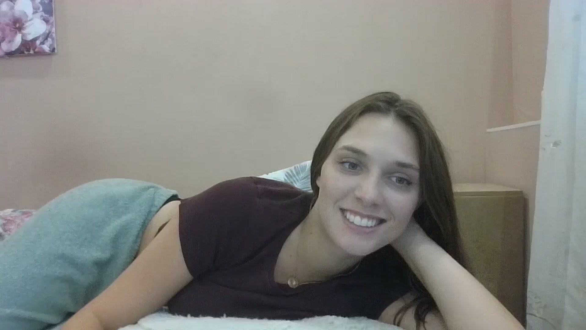 Gallery image thumbnail from HaleyReed's myfreecams stream on, 08/17/2024, 12:09 image 2 of 20