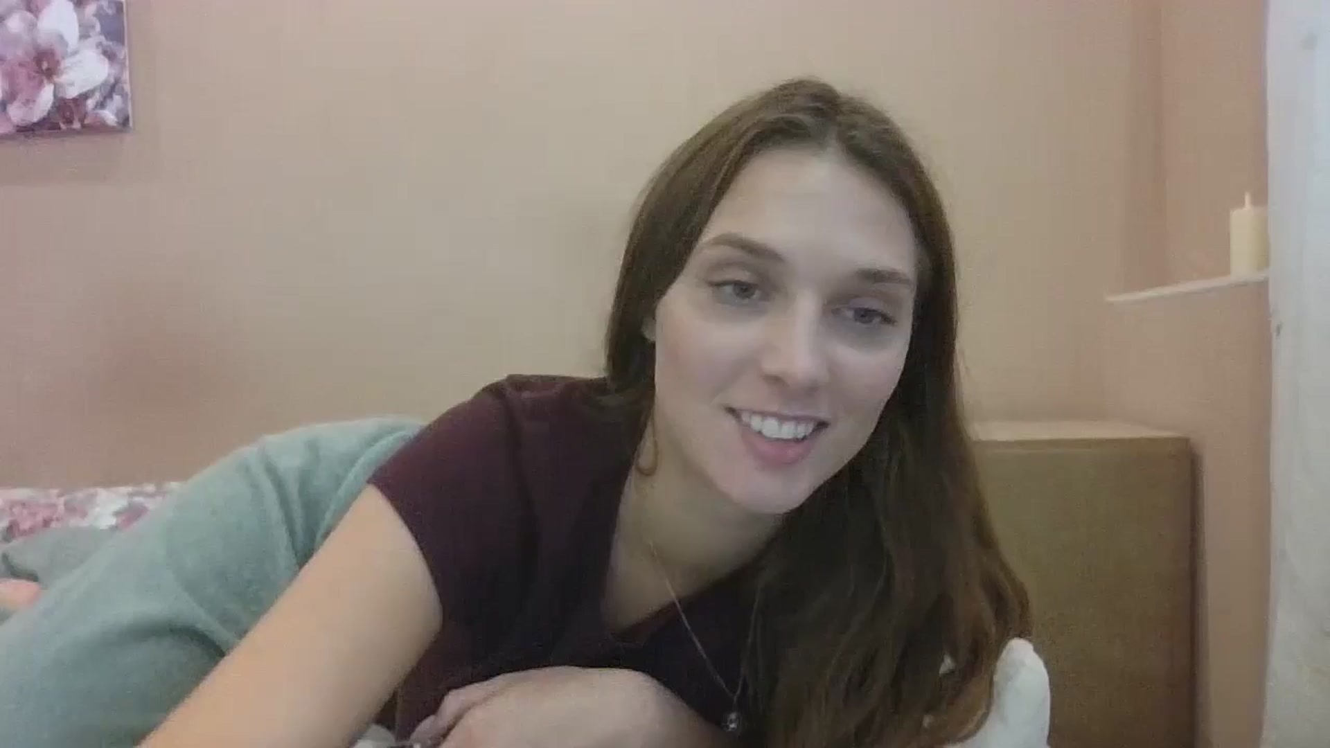 Gallery image thumbnail from HaleyReed's myfreecams stream on, 08/17/2024, 13:03 image 1 of 20