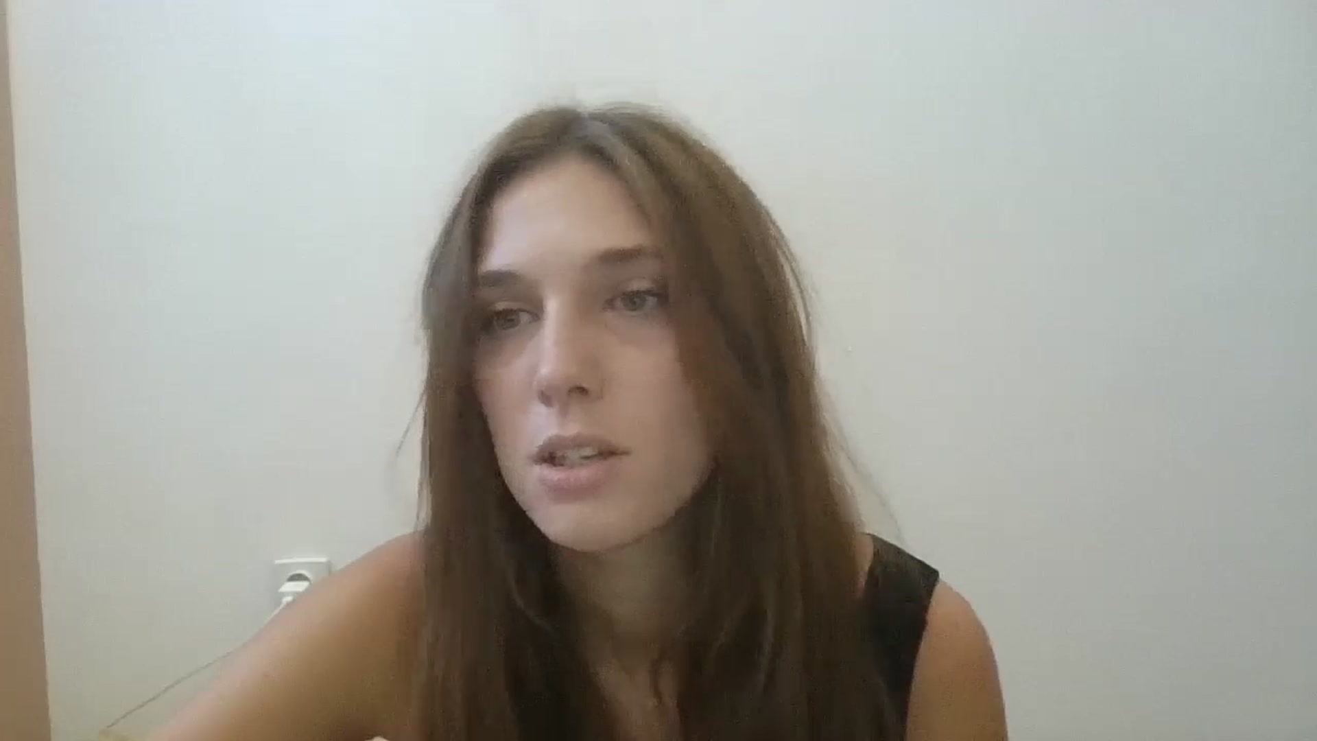 Gallery image thumbnail from HaleyReed's myfreecams stream on, 08/18/2024, 10:20 image 6 of 20