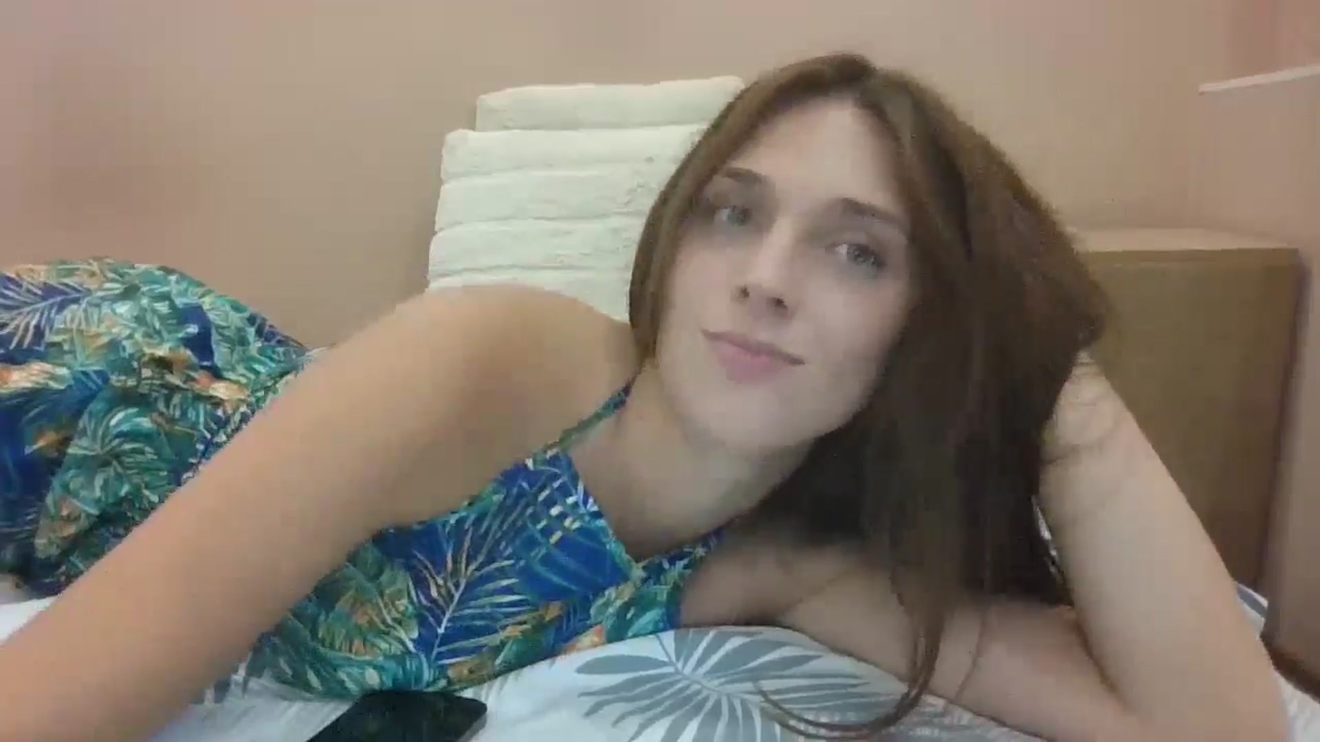 Gallery image thumbnail from HaleyReed's myfreecams stream on, 08/21/2024, 16:21 image 16 of 20