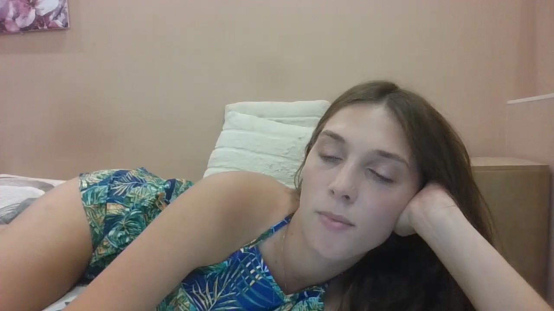 Gallery image thumbnail from HaleyReed's myfreecams stream on, 08/21/2024, 17:28 image 12 of 20