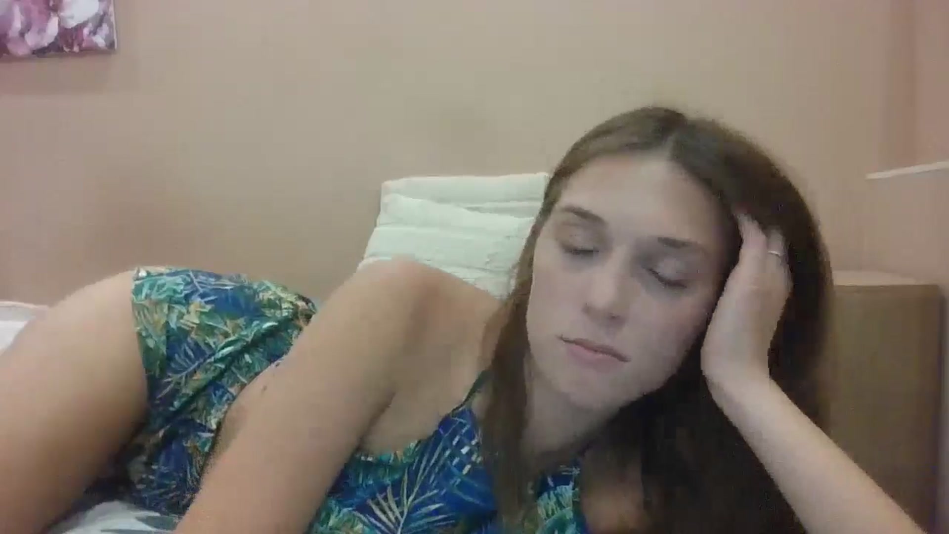 Gallery image thumbnail from HaleyReed's myfreecams stream on, 08/21/2024, 17:28 image 20 of 20