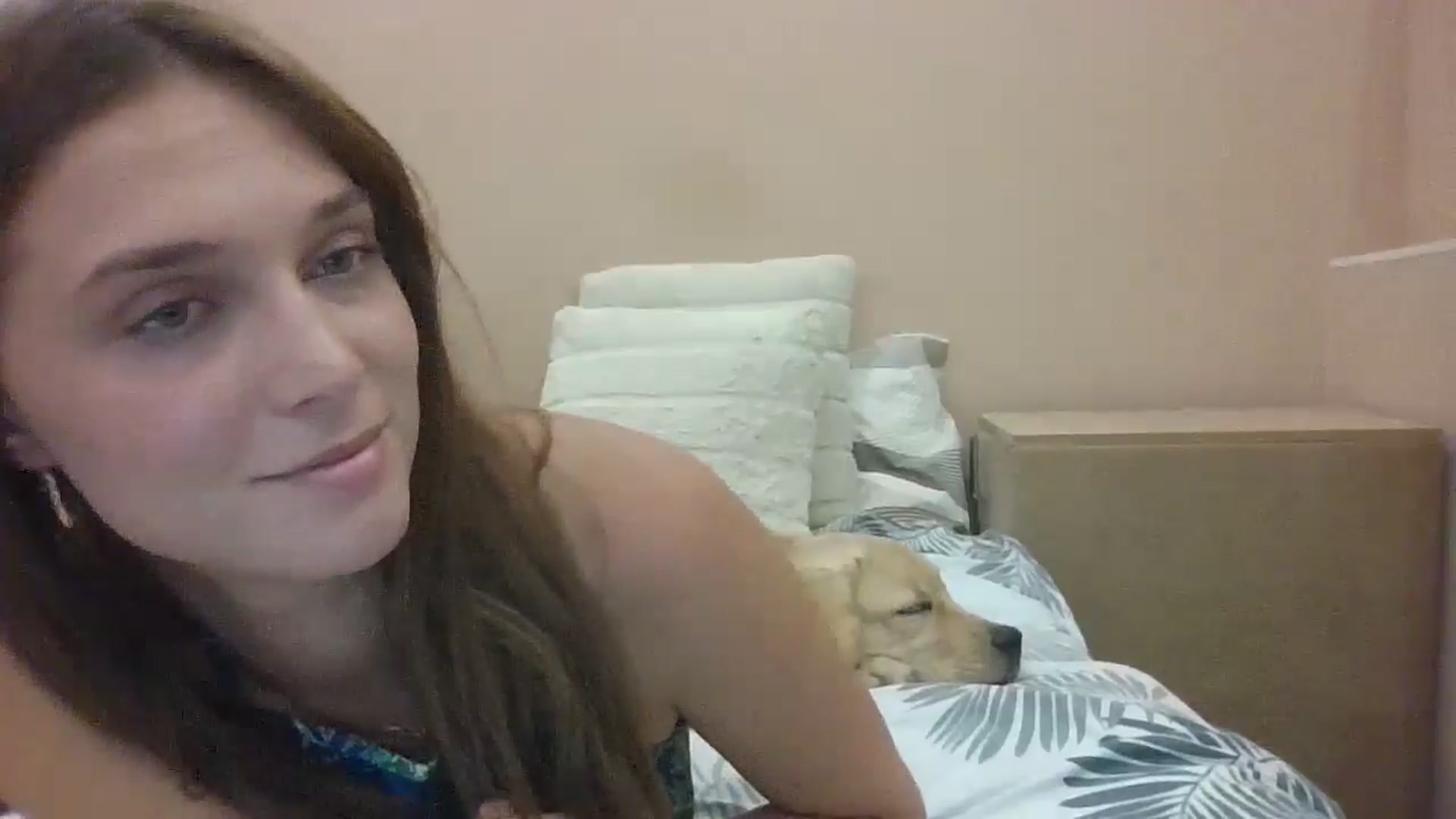 Gallery image thumbnail from HaleyReed's myfreecams stream on, 08/21/2024, 17:28 image 6 of 20