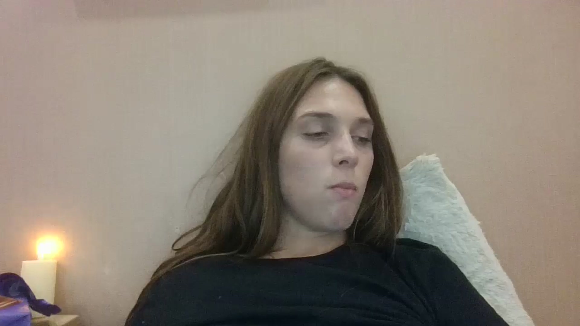 Gallery image thumbnail from HaleyReed's myfreecams stream on, 08/22/2024, 17:06 image 17 of 20