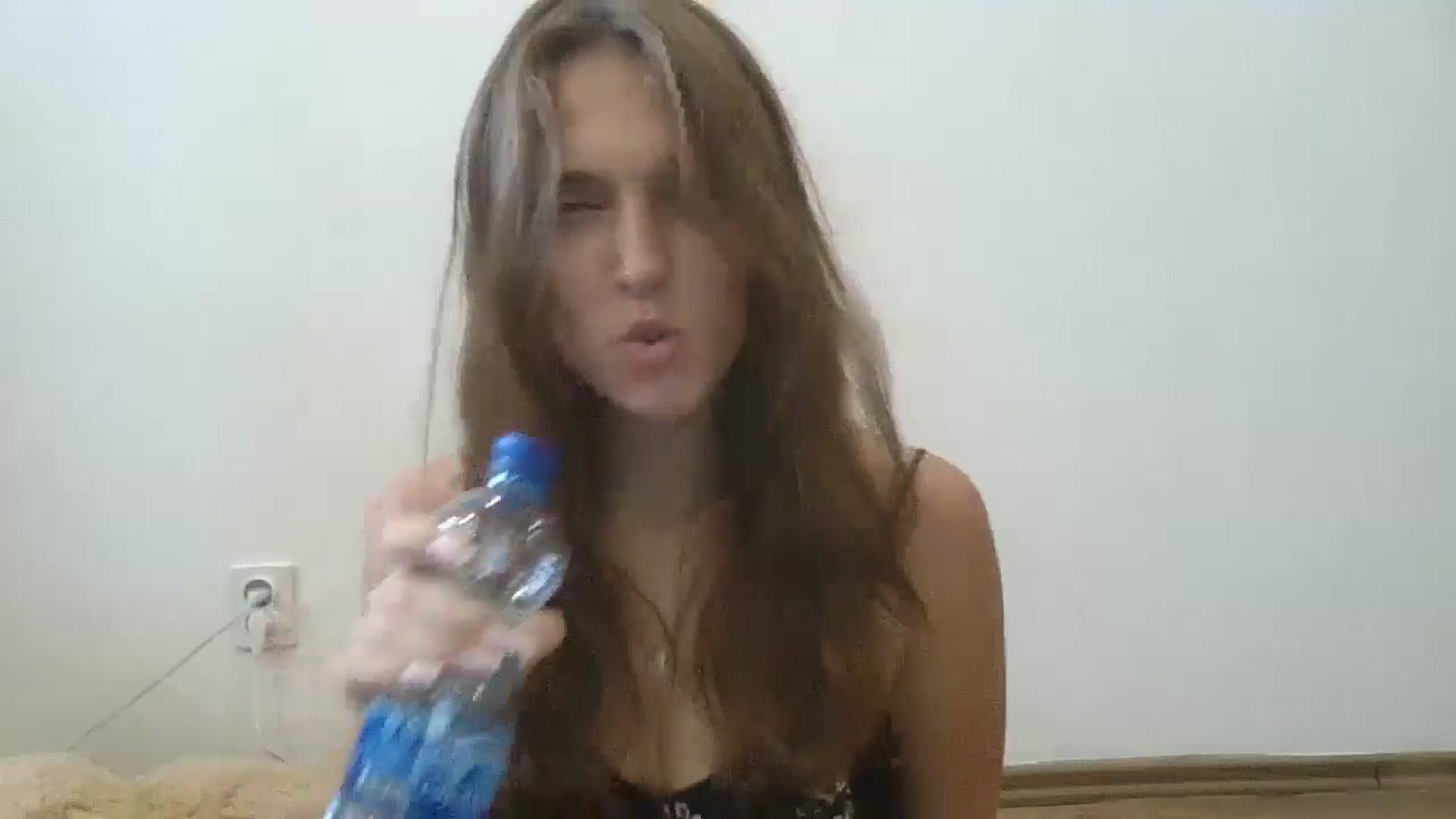 Gallery image thumbnail from HaleyReed's myfreecams stream on, 08/23/2024, 12:02 image 16 of 20