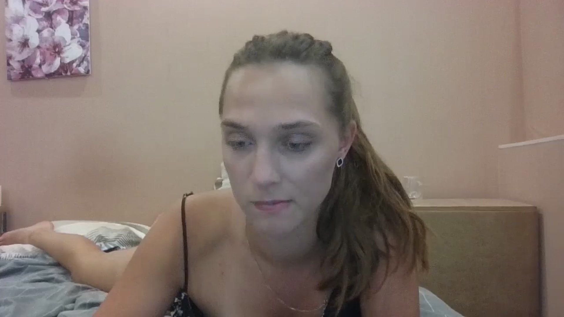 Gallery image thumbnail from HaleyReed's myfreecams stream on, 08/23/2024, 15:24 image 4 of 20