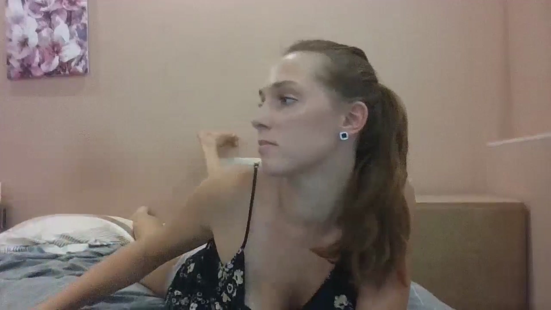 Gallery image thumbnail from HaleyReed's myfreecams stream on, 08/23/2024, 15:24 image 5 of 20