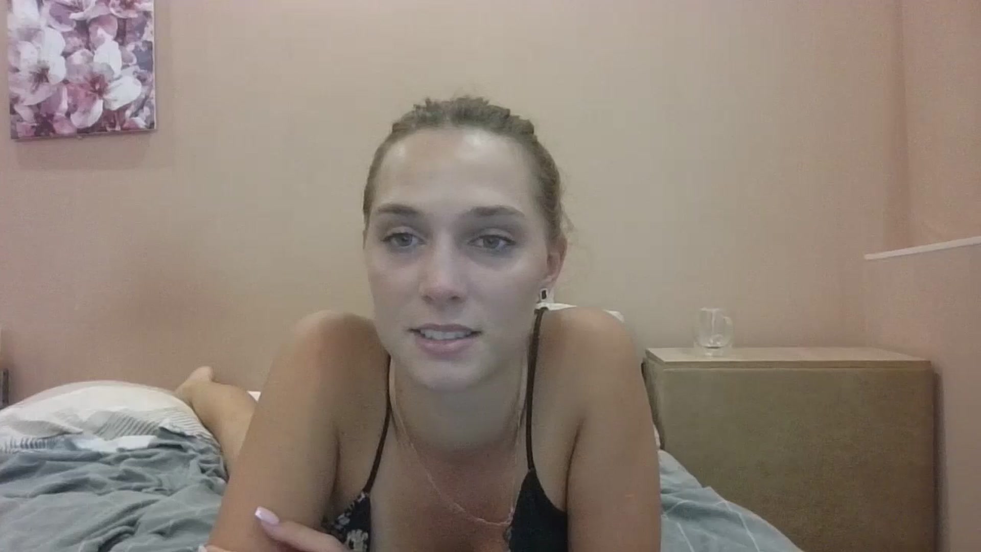 Gallery image thumbnail from HaleyReed's myfreecams stream on, 08/23/2024, 15:24 image 13 of 20