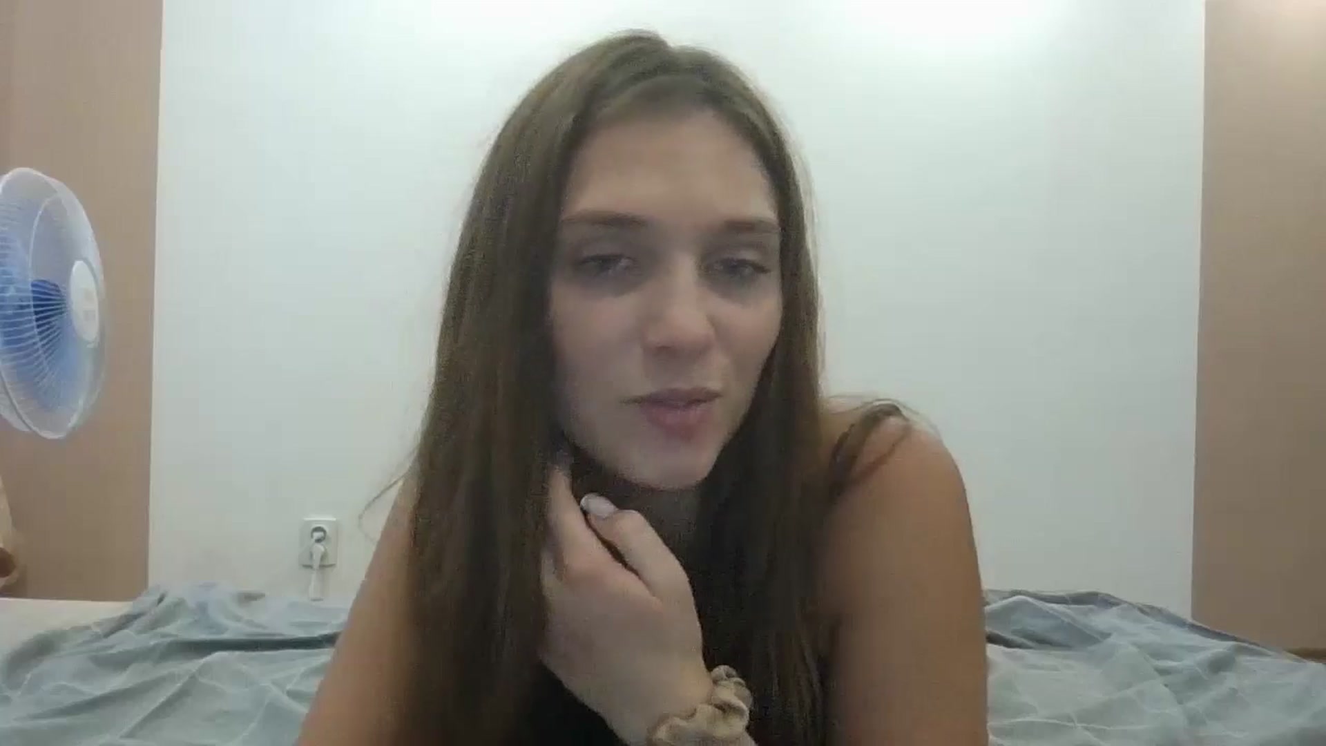 Gallery image thumbnail from HaleyReed's myfreecams stream on, 08/23/2024, 15:50 image 14 of 20