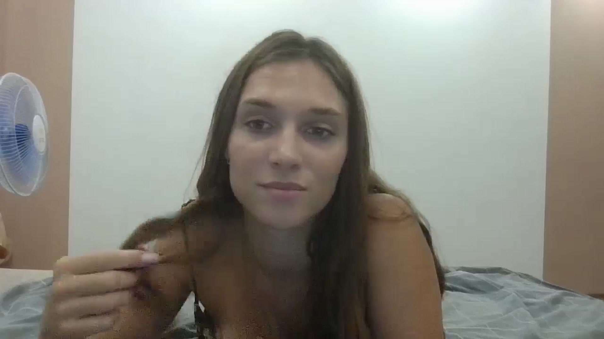 Gallery image thumbnail from HaleyReed's myfreecams stream on, 08/23/2024, 16:28 image 12 of 20