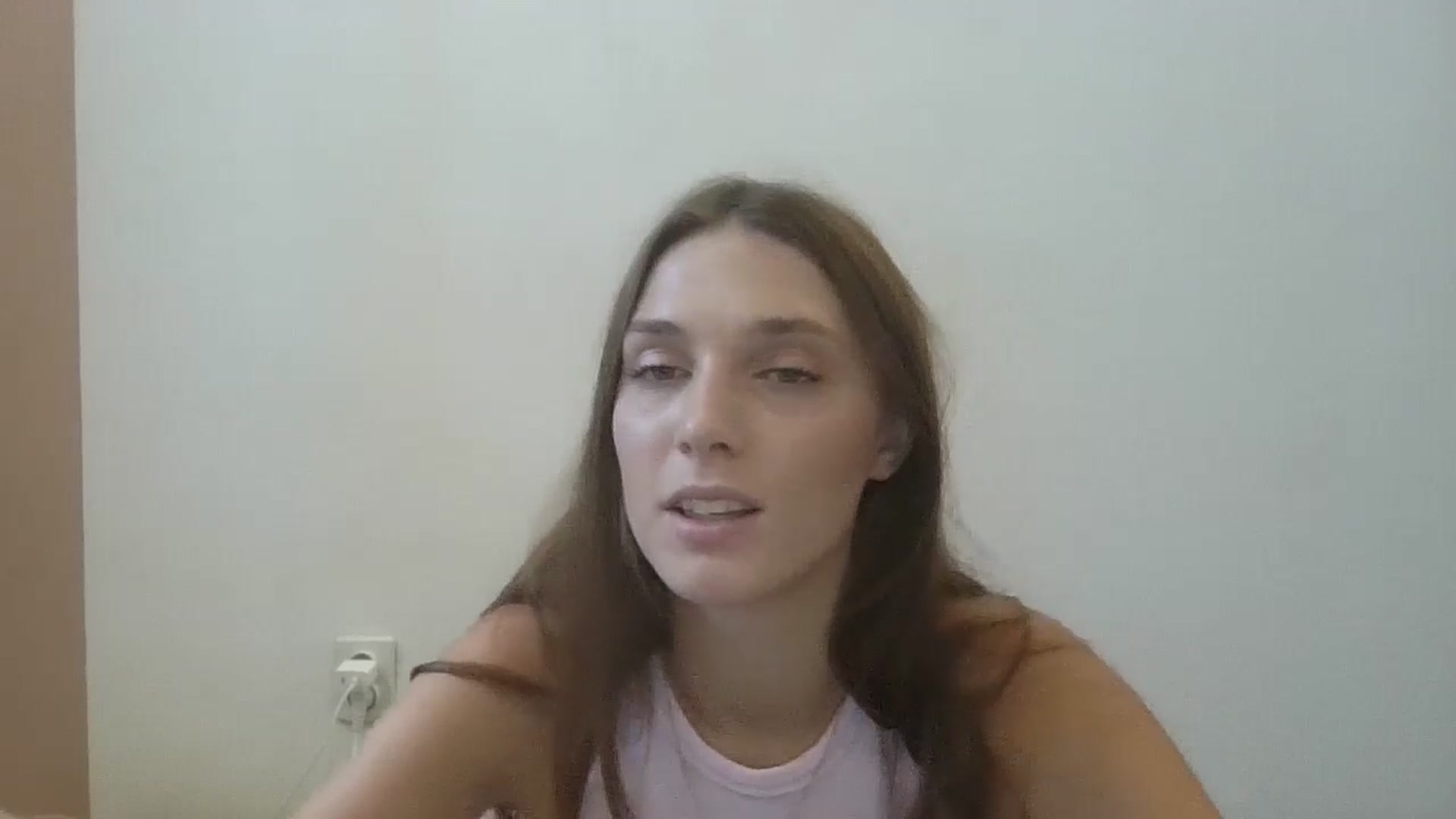 Gallery image thumbnail from HaleyReed's myfreecams stream on, 08/25/2024, 11:17 image 12 of 20