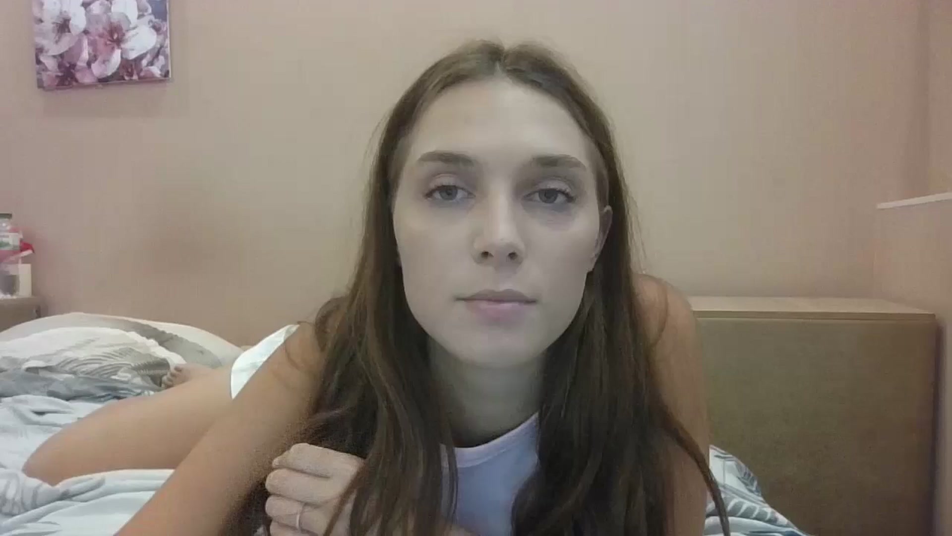 Gallery image thumbnail from HaleyReed's myfreecams stream on, 08/25/2024, 12:22 image 1 of 20