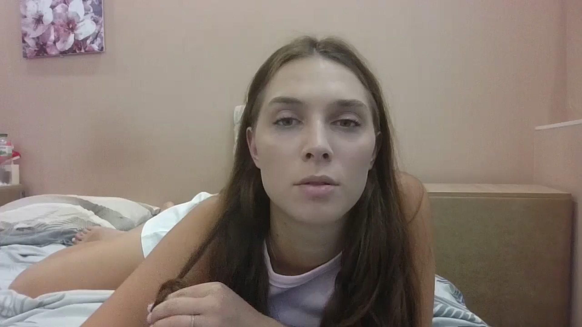 Gallery image thumbnail from HaleyReed's myfreecams stream on, 08/25/2024, 12:22 image 3 of 20