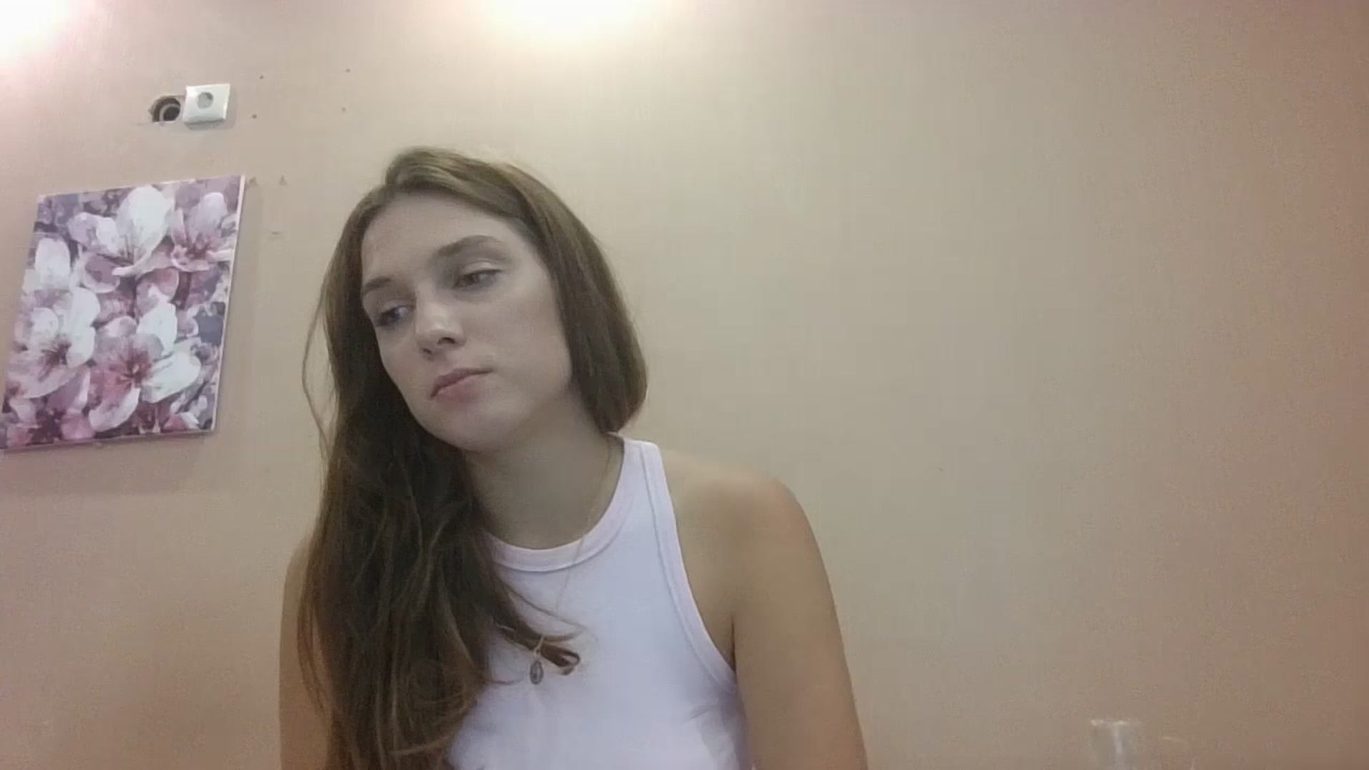 Gallery image thumbnail from HaleyReed's myfreecams stream on, 08/25/2024, 14:03 image 15 of 20