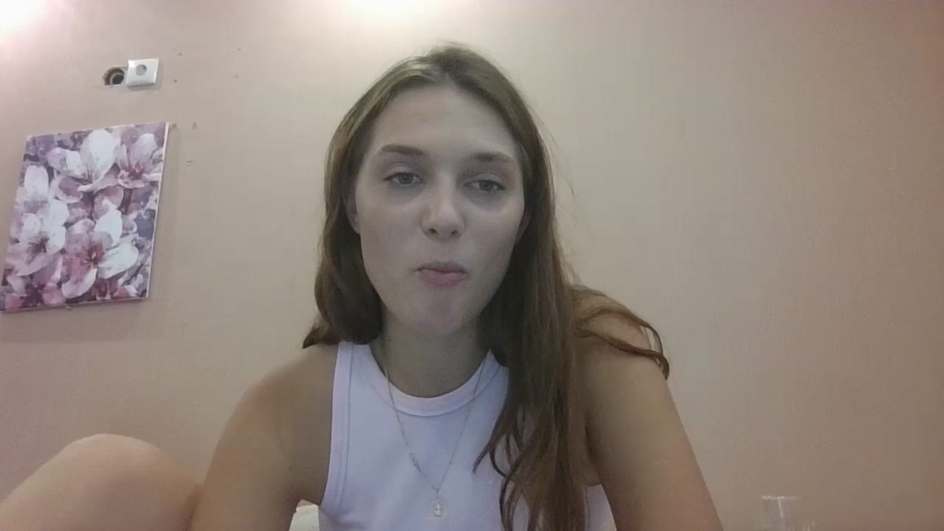 Gallery image thumbnail from HaleyReed's myfreecams stream on, 08/25/2024, 14:03 image 8 of 20