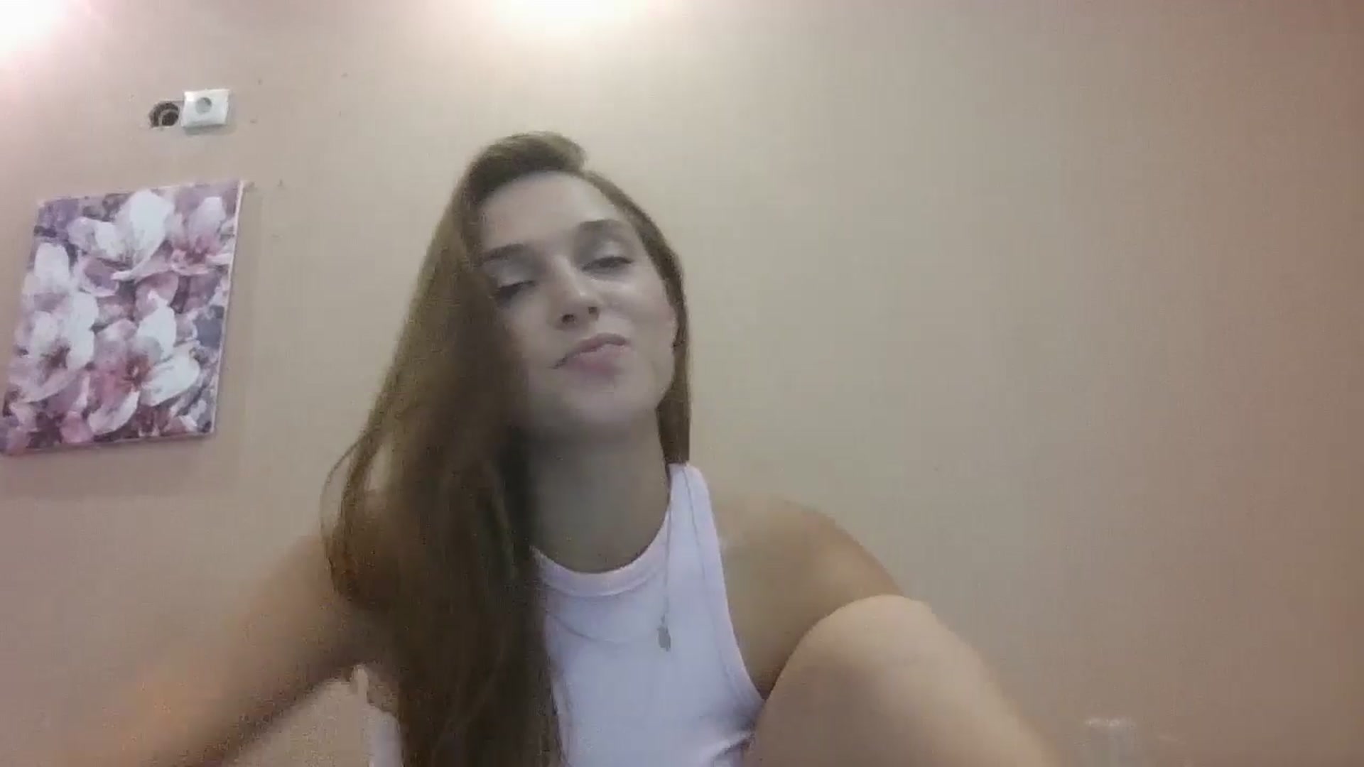 Gallery image thumbnail from HaleyReed's myfreecams stream on, 08/25/2024, 14:03 image 19 of 20