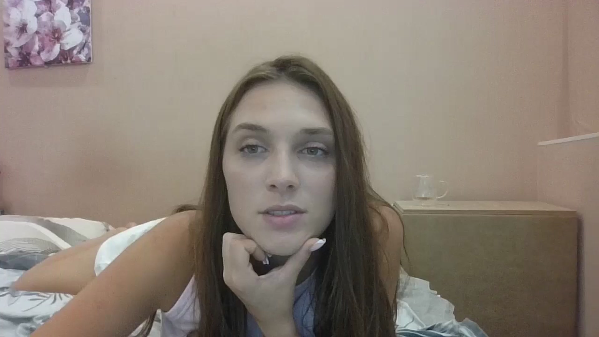Gallery image thumbnail from HaleyReed's myfreecams stream on, 08/25/2024, 15:18 image 6 of 20