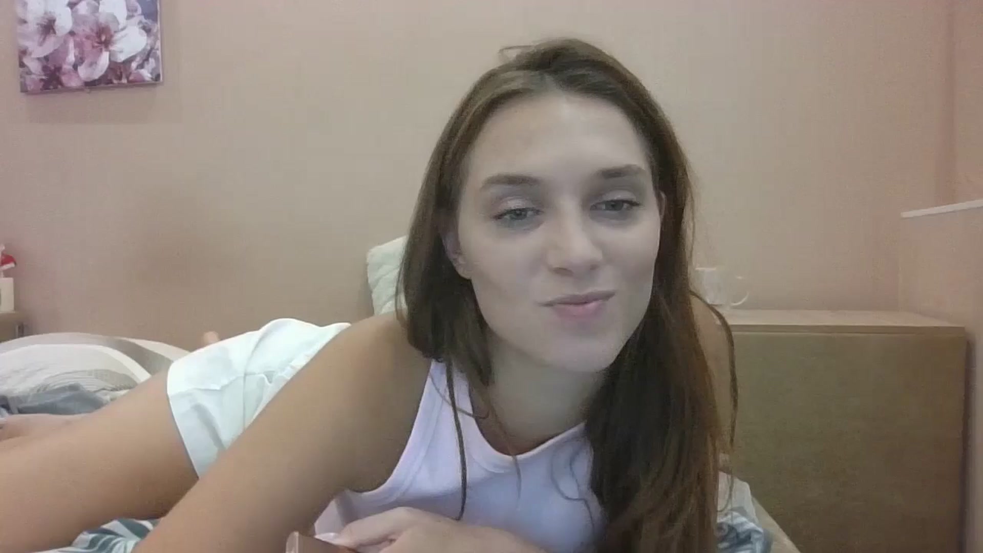Gallery image thumbnail from HaleyReed's myfreecams stream on, 08/25/2024, 15:18 image 1 of 20