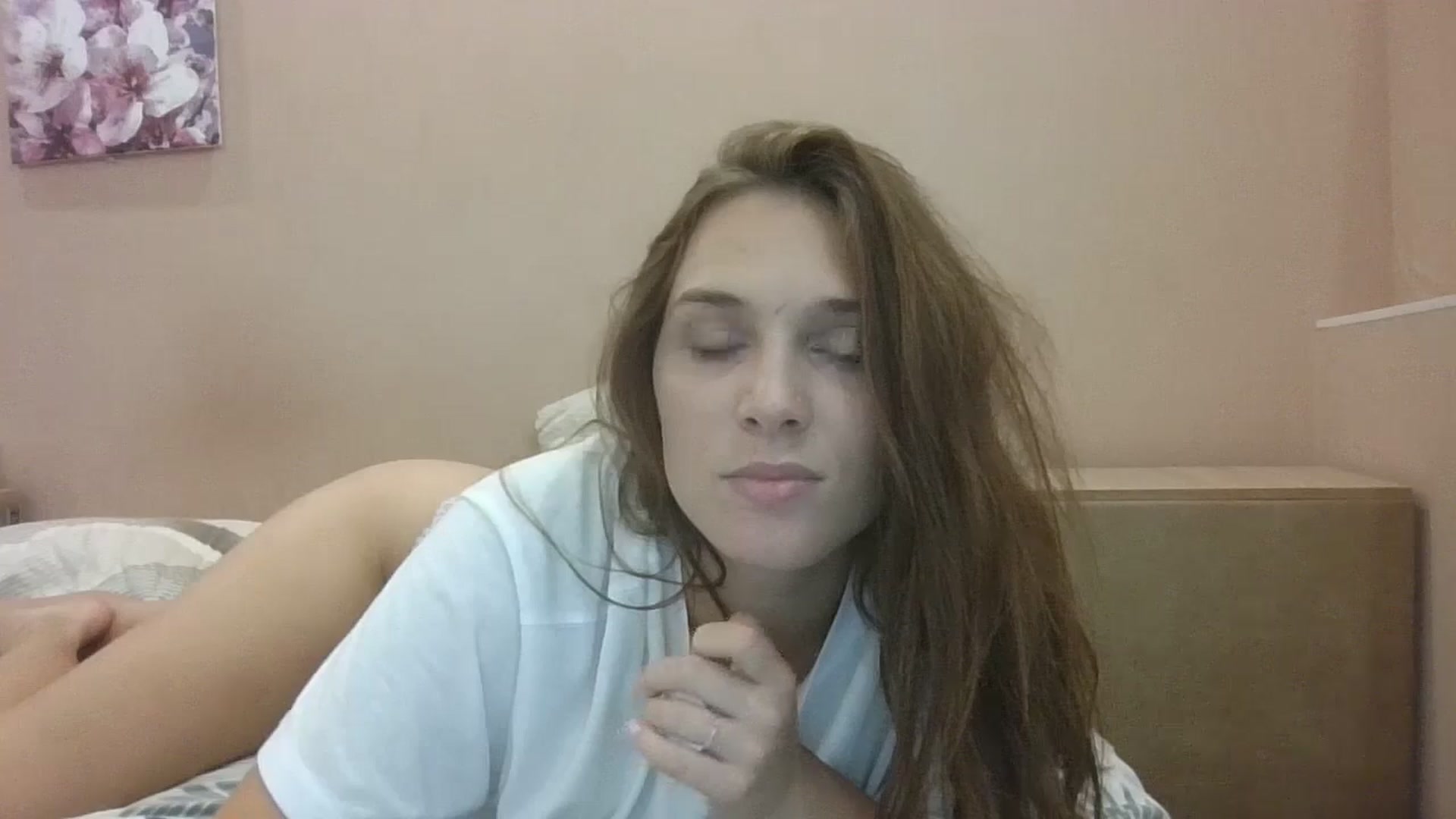 Gallery image thumbnail from HaleyReed's myfreecams stream on, 08/26/2024, 14:59 image 18 of 20
