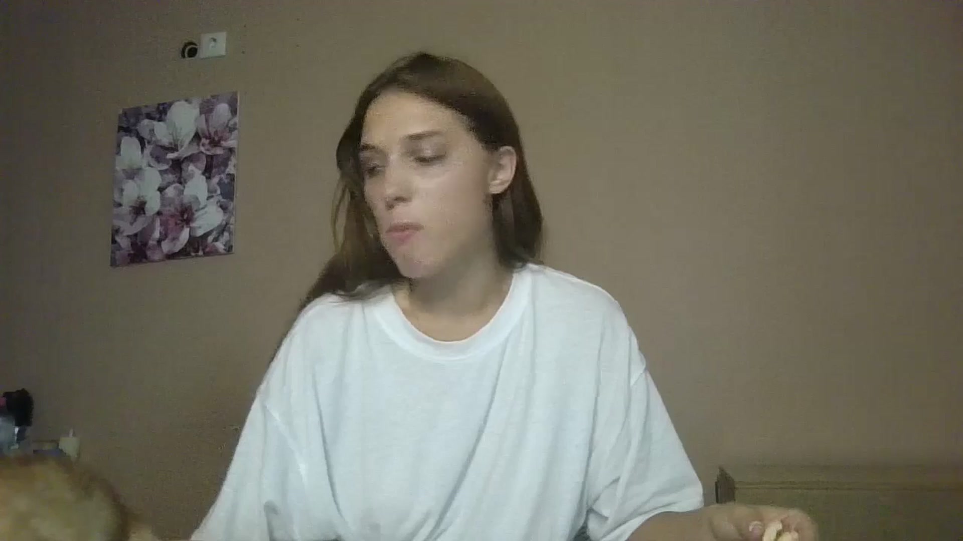 Gallery image thumbnail from HaleyReed's myfreecams stream on, 08/26/2024, 16:18 image 15 of 20