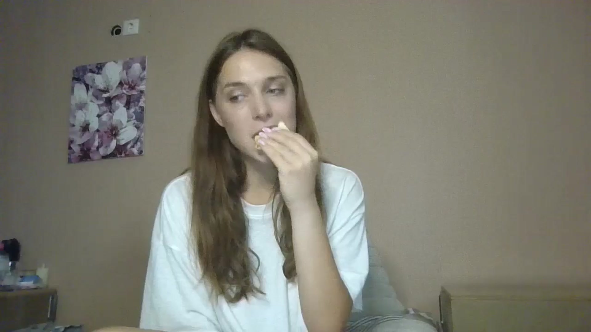Gallery image thumbnail from HaleyReed's myfreecams stream on, 08/26/2024, 16:18 image 11 of 20