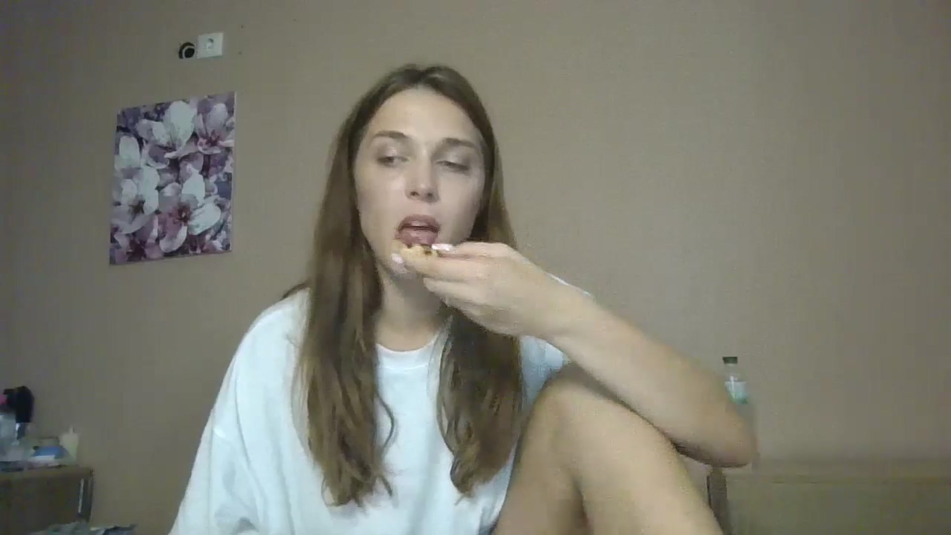 Gallery image thumbnail from HaleyReed's myfreecams stream on, 08/26/2024, 16:18 image 8 of 20