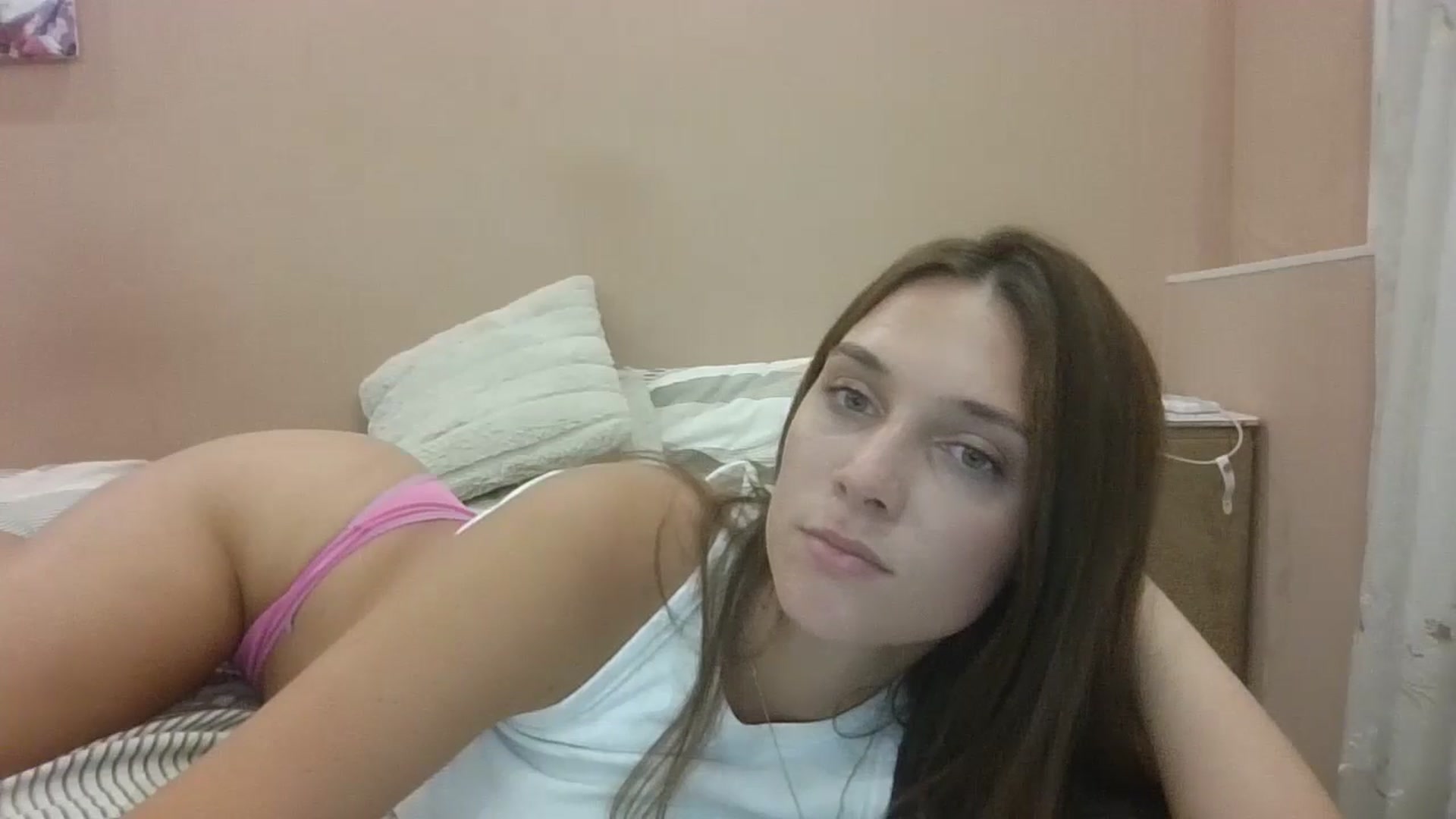 Gallery image thumbnail from HaleyReed's myfreecams stream on, 09/06/2024, 16:23 image 19 of 20