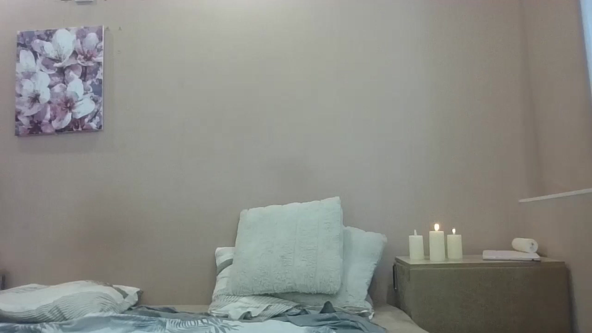 Gallery image thumbnail from HaleyReed's myfreecams stream on, 09/07/2024, 10:43 image 10 of 20