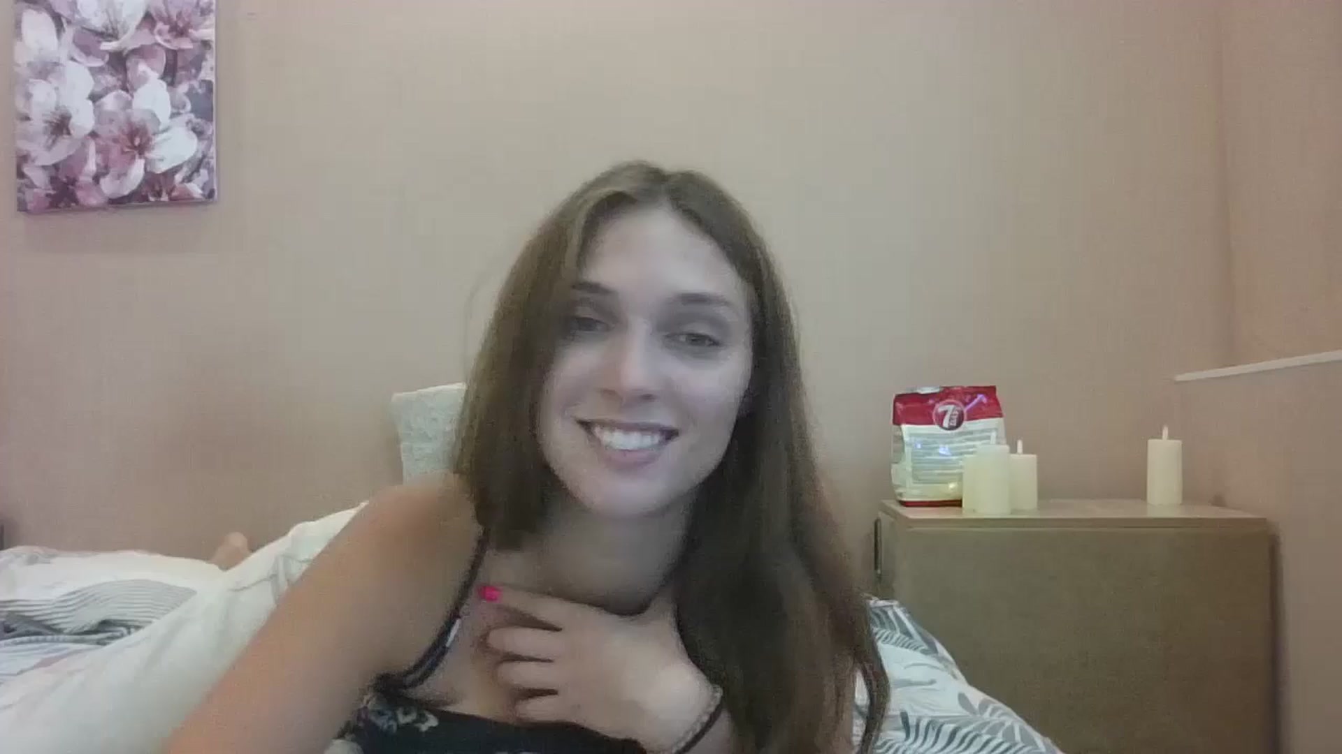 Gallery image thumbnail from HaleyReed's myfreecams stream on, 09/08/2024, 13:50 image 1 of 20