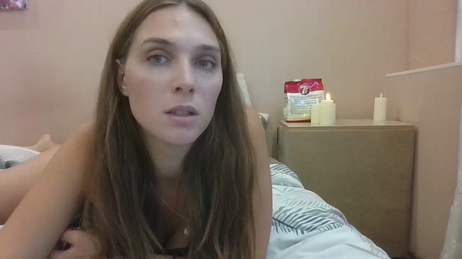 Gallery image thumbnail from HaleyReed's myfreecams stream on, 09/08/2024, 15:20 image 10 of 20
