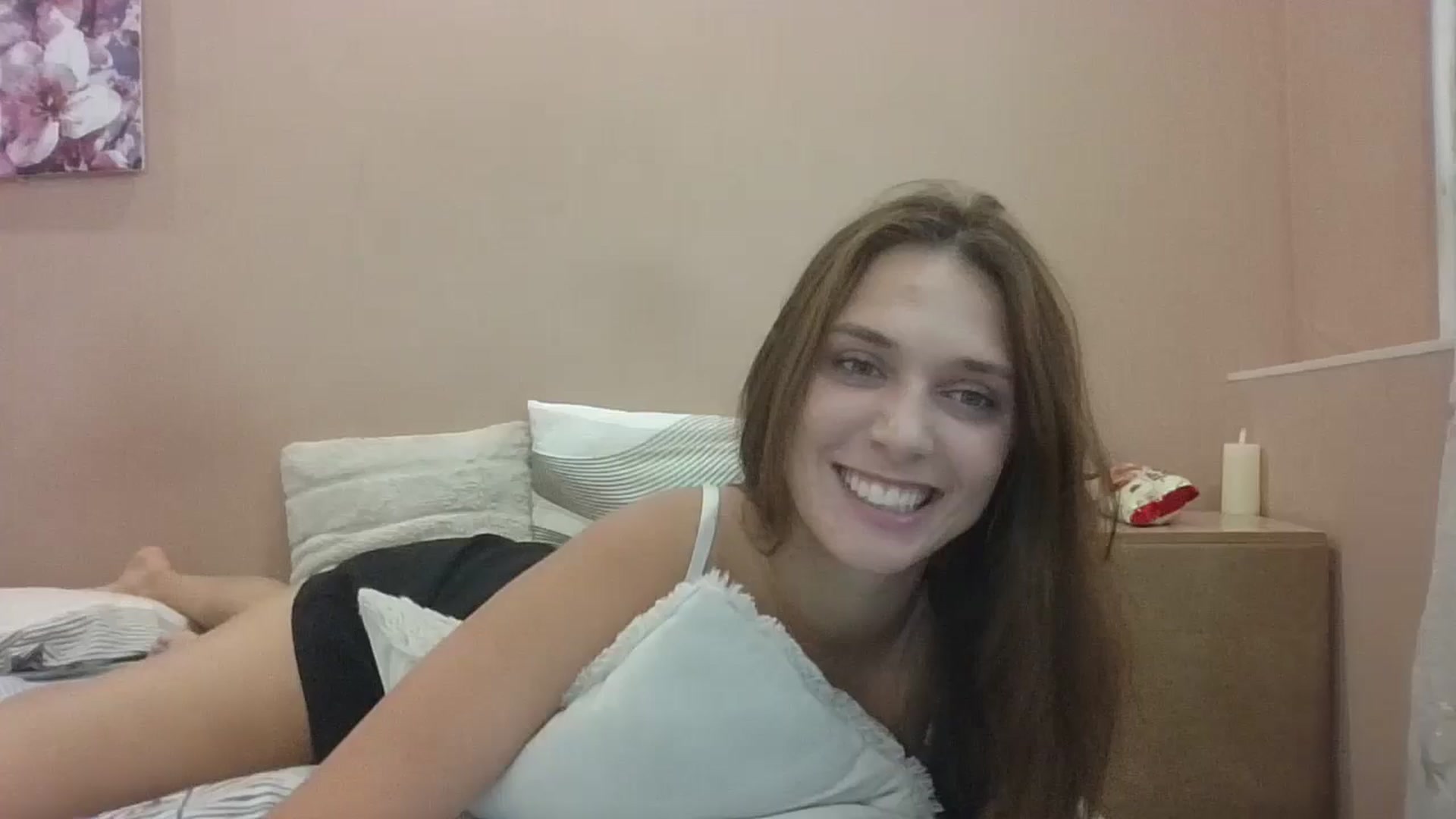Gallery image thumbnail from HaleyReed's myfreecams stream on, 09/09/2024, 12:11 image 10 of 20