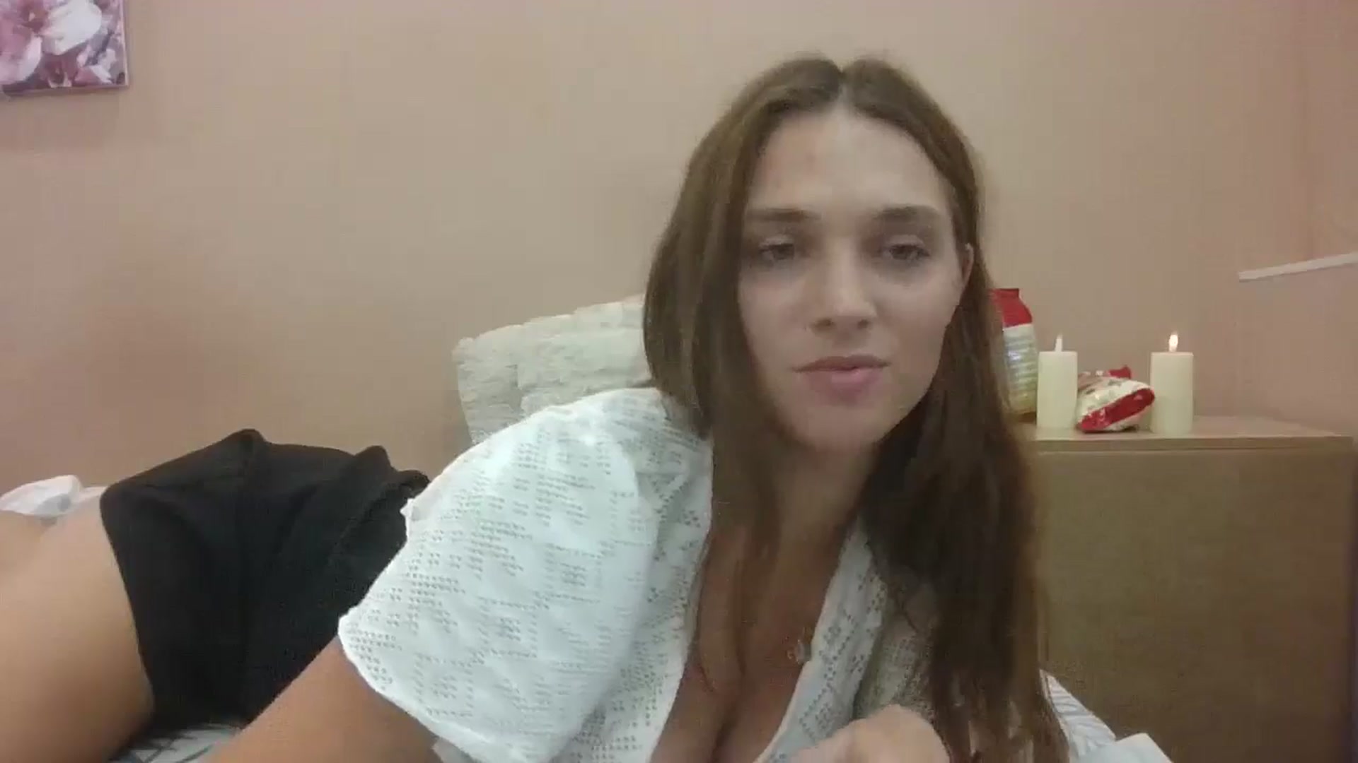 Gallery image thumbnail from HaleyReed's myfreecams stream on, 09/09/2024, 14:09 image 10 of 20