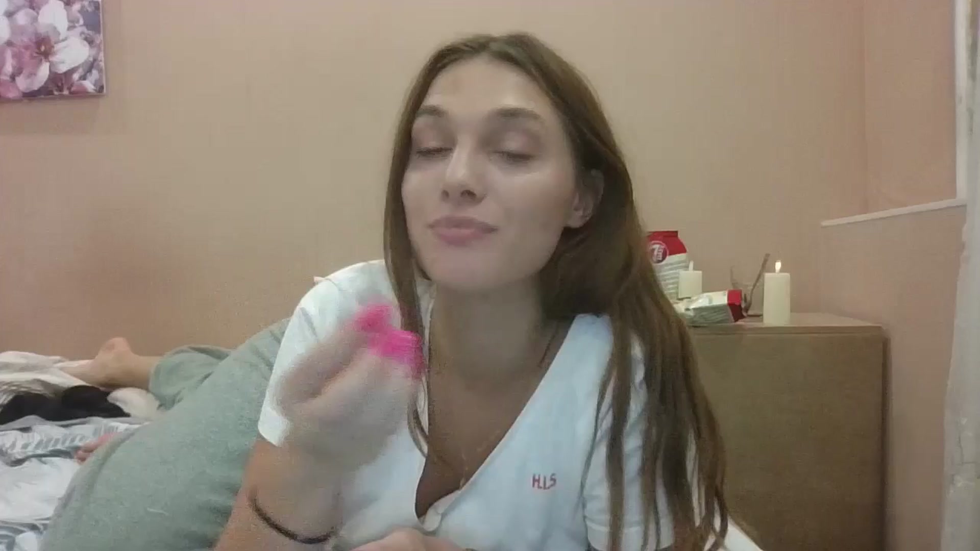 Gallery image thumbnail from HaleyReed's myfreecams stream on, 09/09/2024, 15:52 image 8 of 20