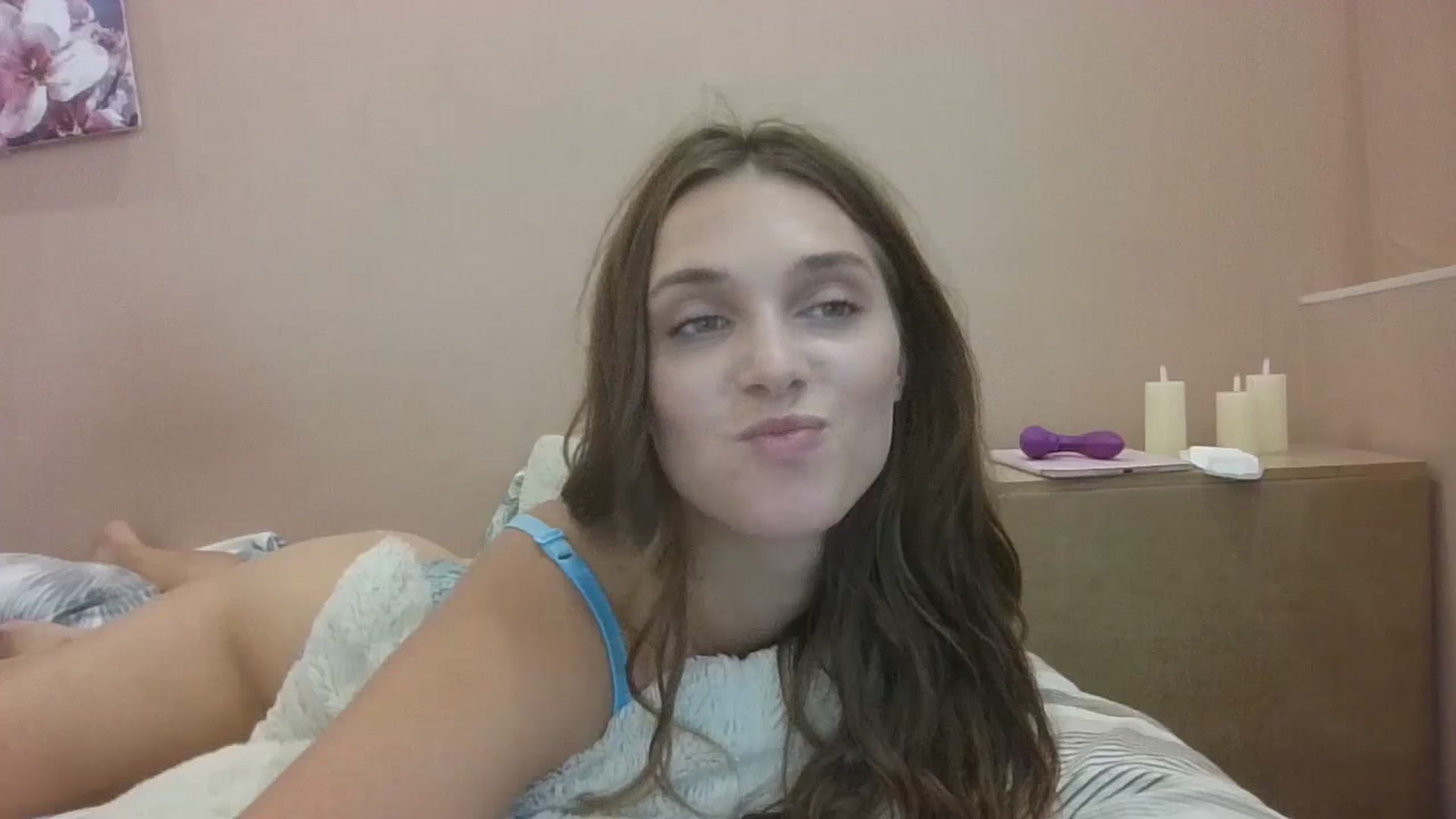 Gallery image thumbnail from HaleyReed's myfreecams stream on, 09/13/2024, 13:31 image 3 of 20
