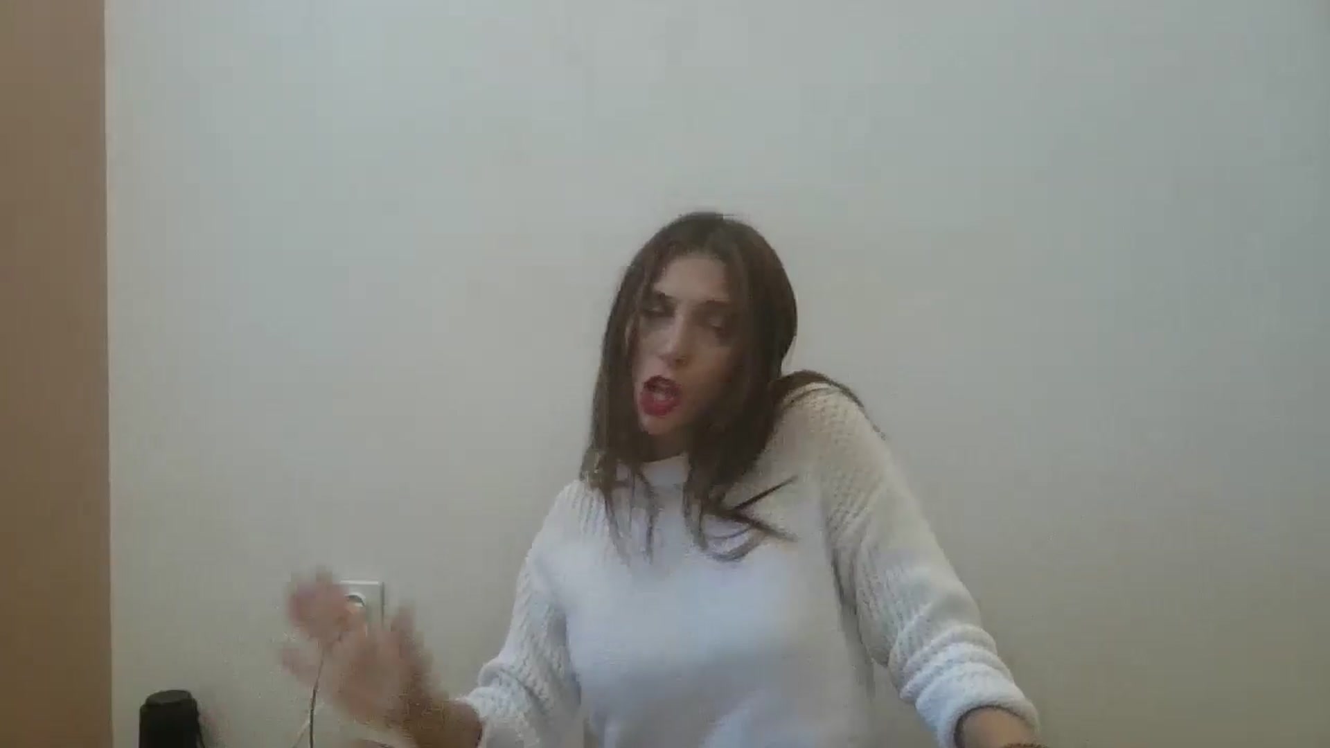 Gallery image thumbnail from HaleyReed's myfreecams stream on, 09/16/2024, 11:40 image 17 of 20