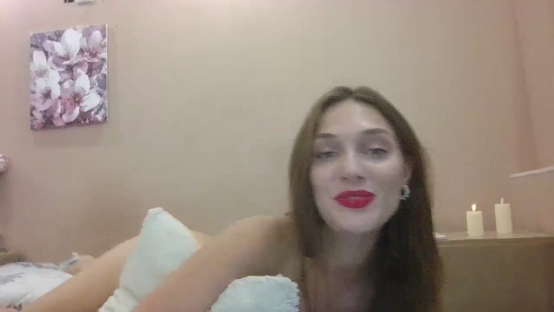 Gallery image thumbnail from HaleyReed's myfreecams stream on, 09/16/2024, 15:22 image 16 of 20
