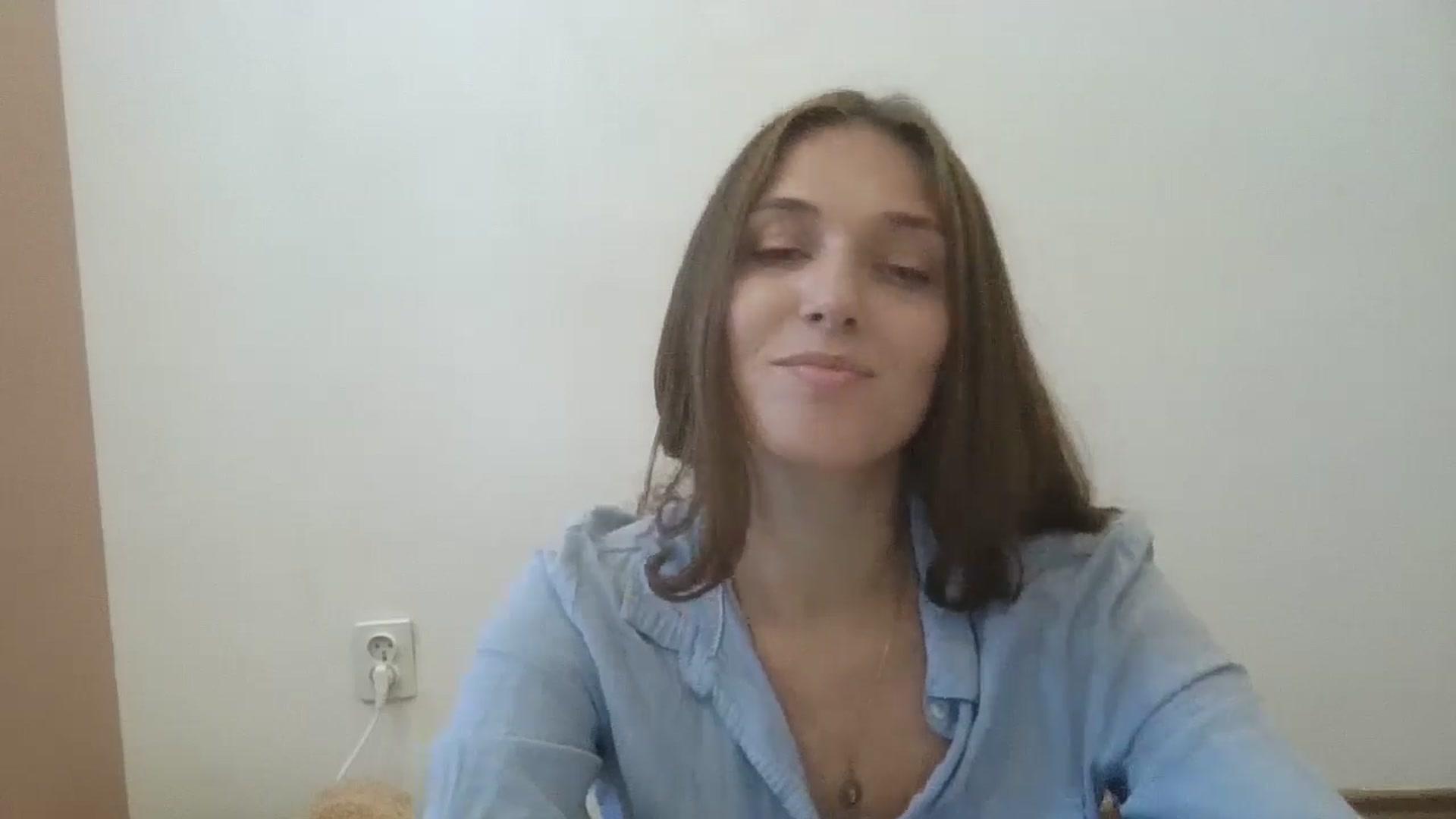 Gallery image thumbnail from HaleyReed's myfreecams stream on, 09/19/2024, 12:45 image 10 of 20