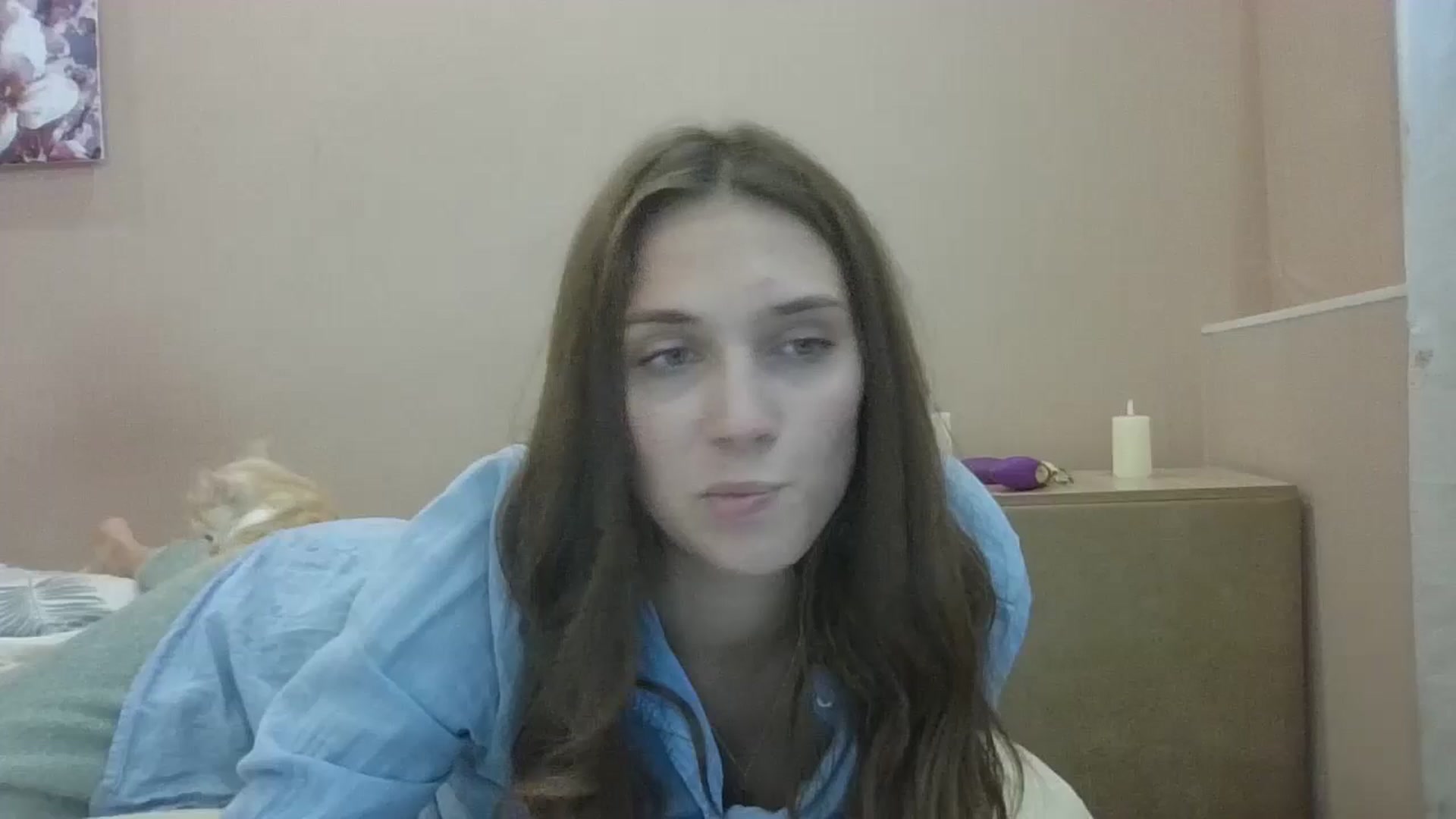 Gallery image thumbnail from HaleyReed's myfreecams stream on, 09/19/2024, 14:18 image 8 of 20
