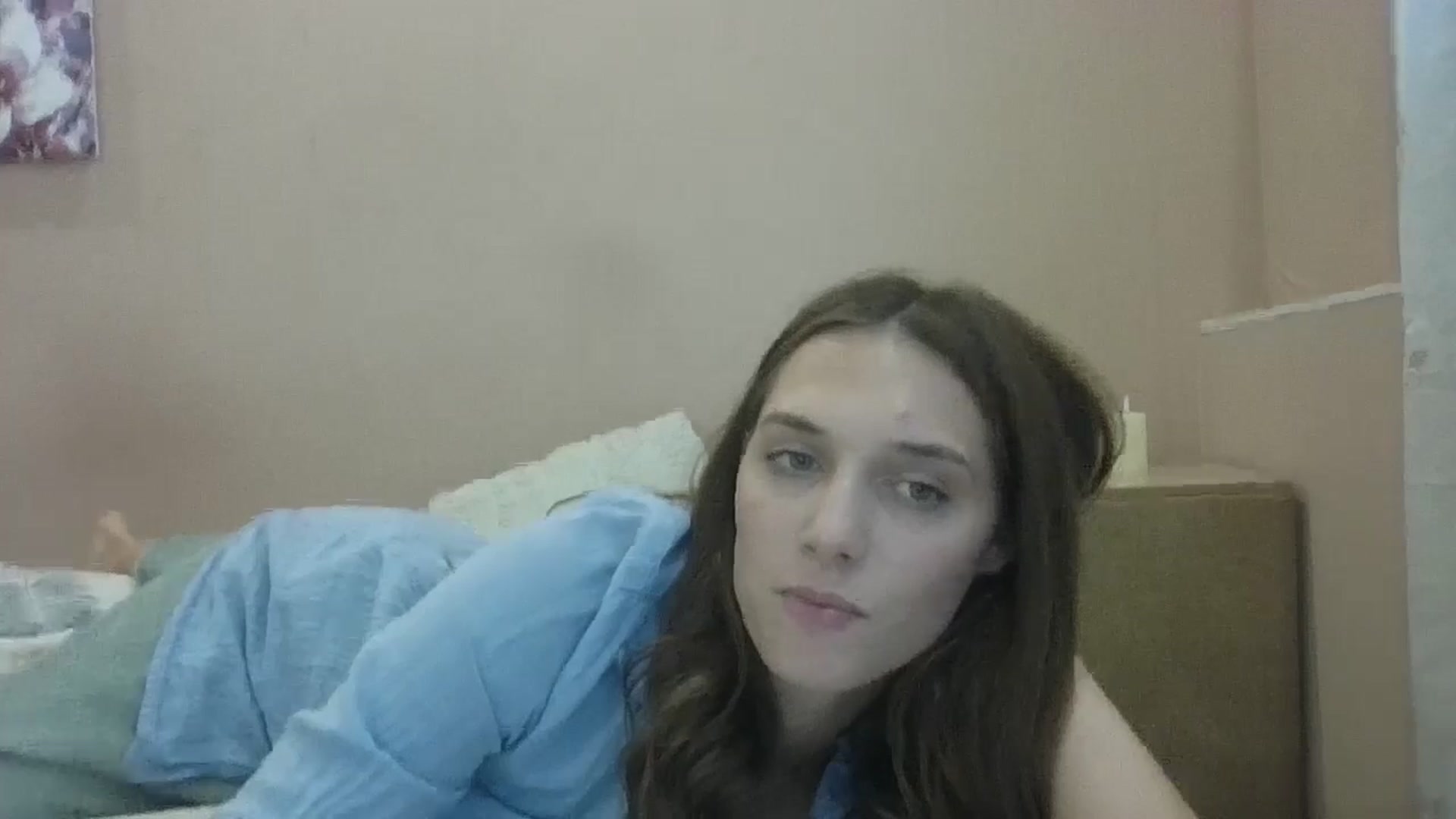 Gallery image thumbnail from HaleyReed's myfreecams stream on, 09/19/2024, 14:18 image 6 of 20