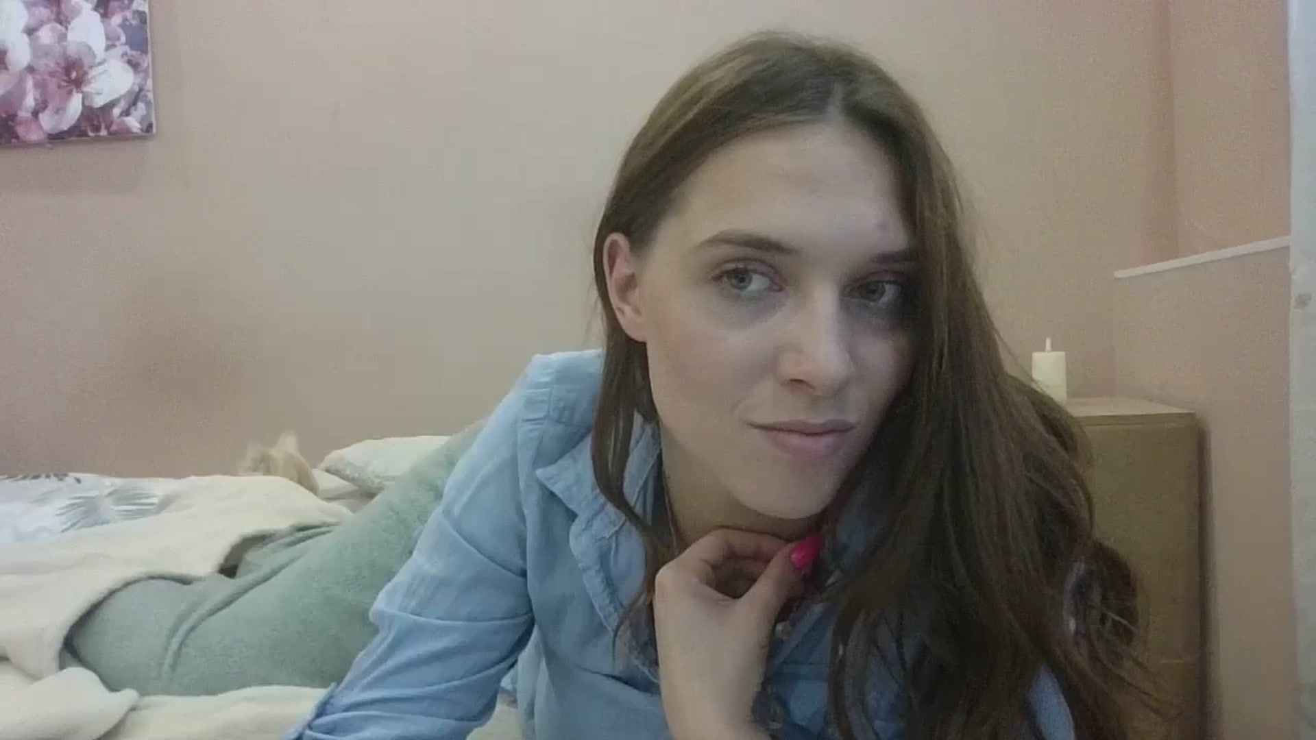 Gallery image thumbnail from HaleyReed's myfreecams stream on, 09/19/2024, 14:18 image 20 of 20