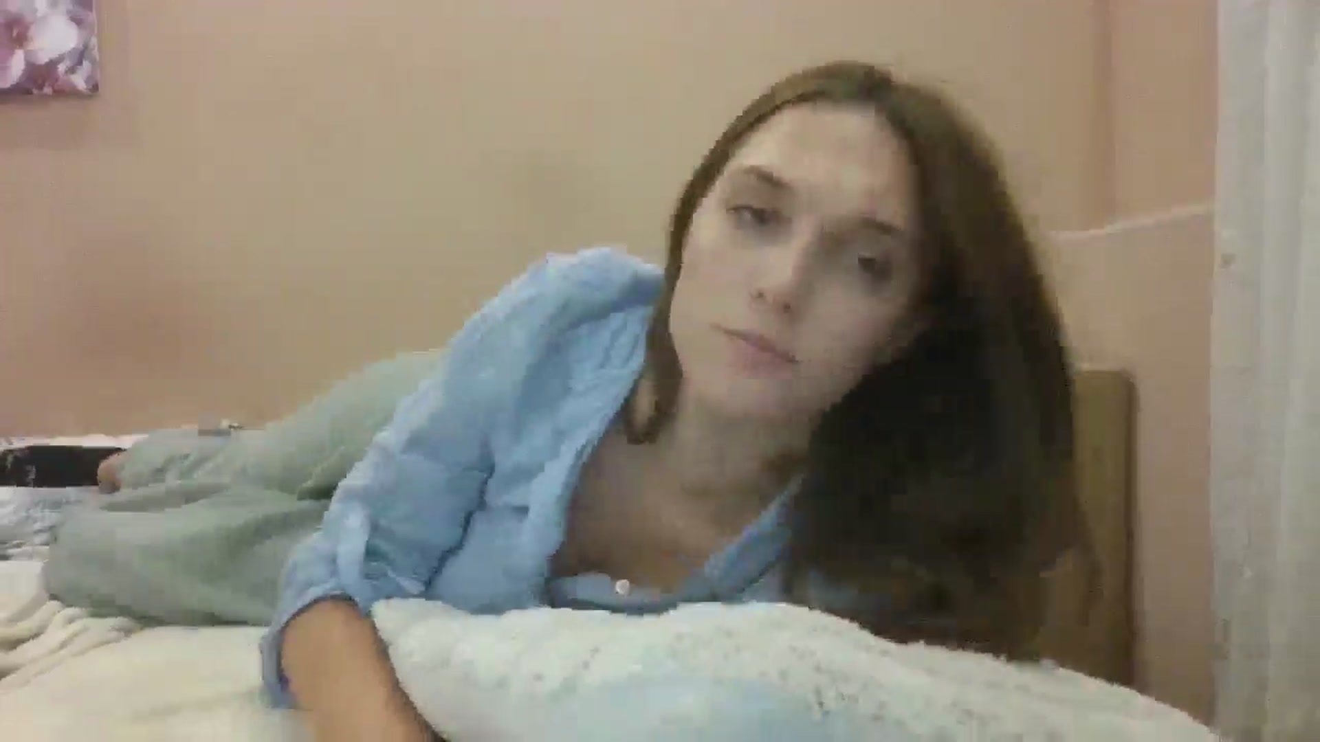 Gallery image thumbnail from HaleyReed's myfreecams stream on, 09/19/2024, 16:00 image 19 of 20