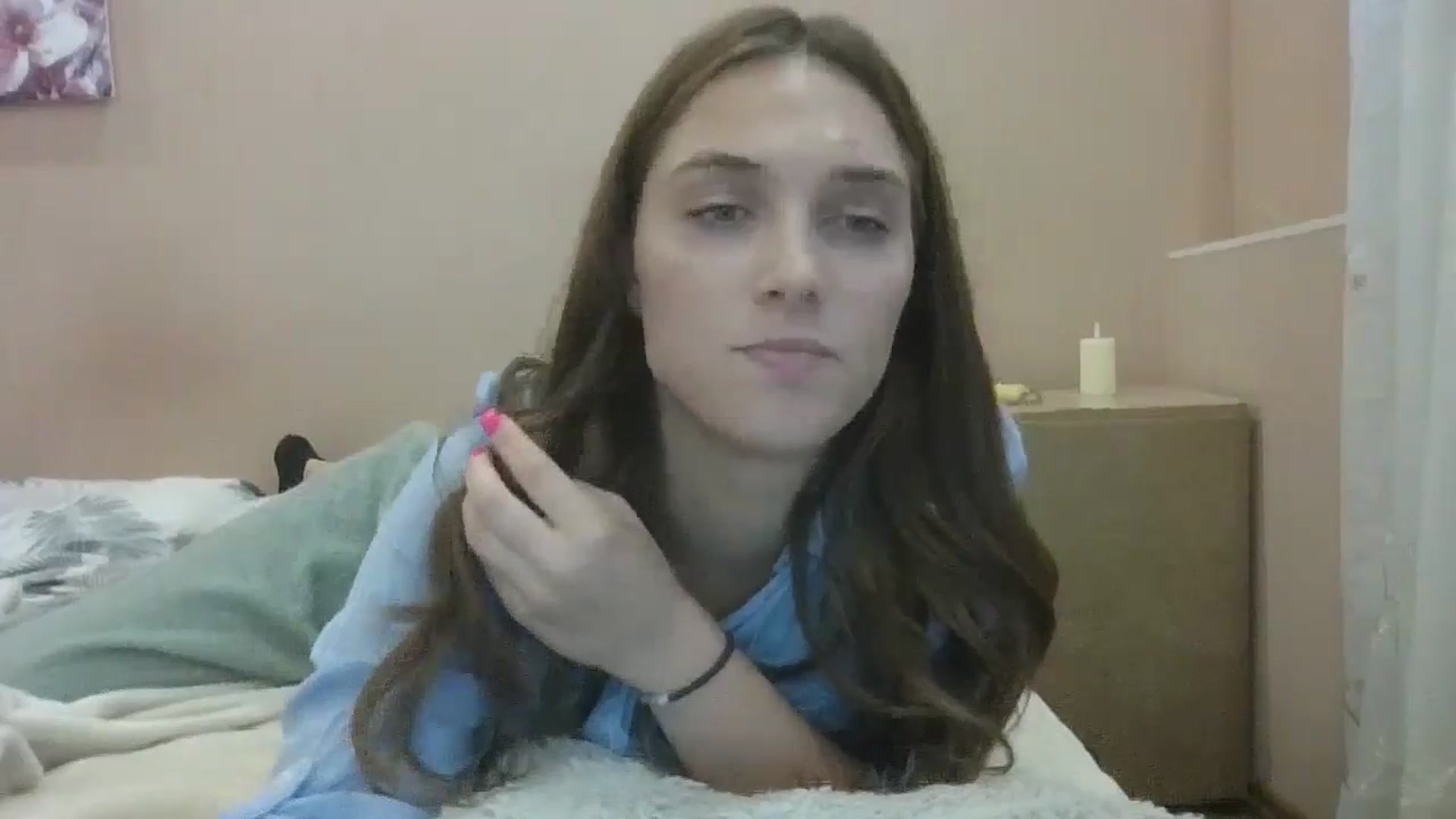 Gallery image thumbnail from HaleyReed's myfreecams stream on, 09/19/2024, 16:00 image 5 of 20