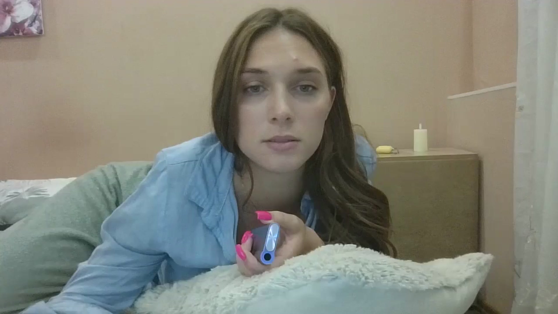 Gallery image thumbnail from HaleyReed's myfreecams stream on, 09/19/2024, 16:00 image 17 of 20