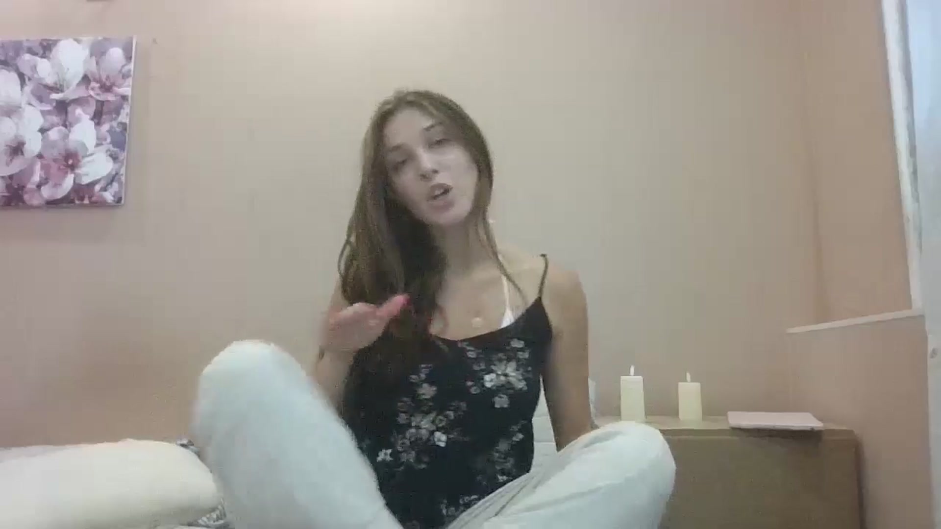 Gallery image thumbnail from HaleyReed's myfreecams stream on, 09/20/2024, 12:55 image 6 of 20
